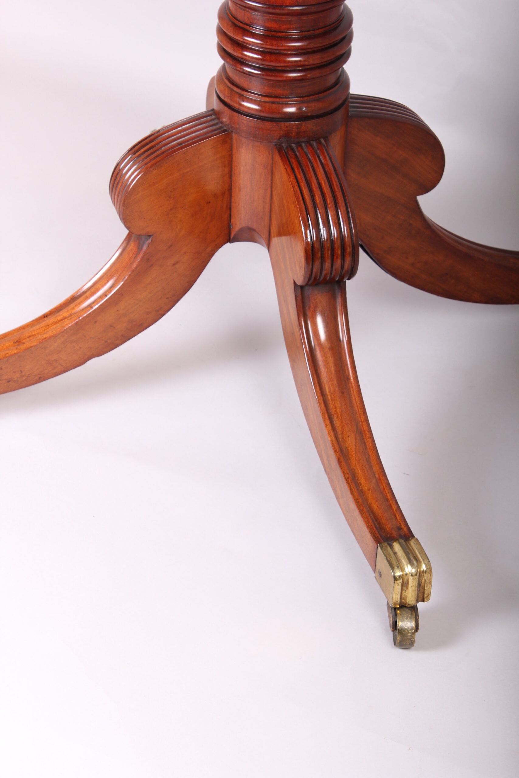 Late George III period mahogany drum table of fine quality
