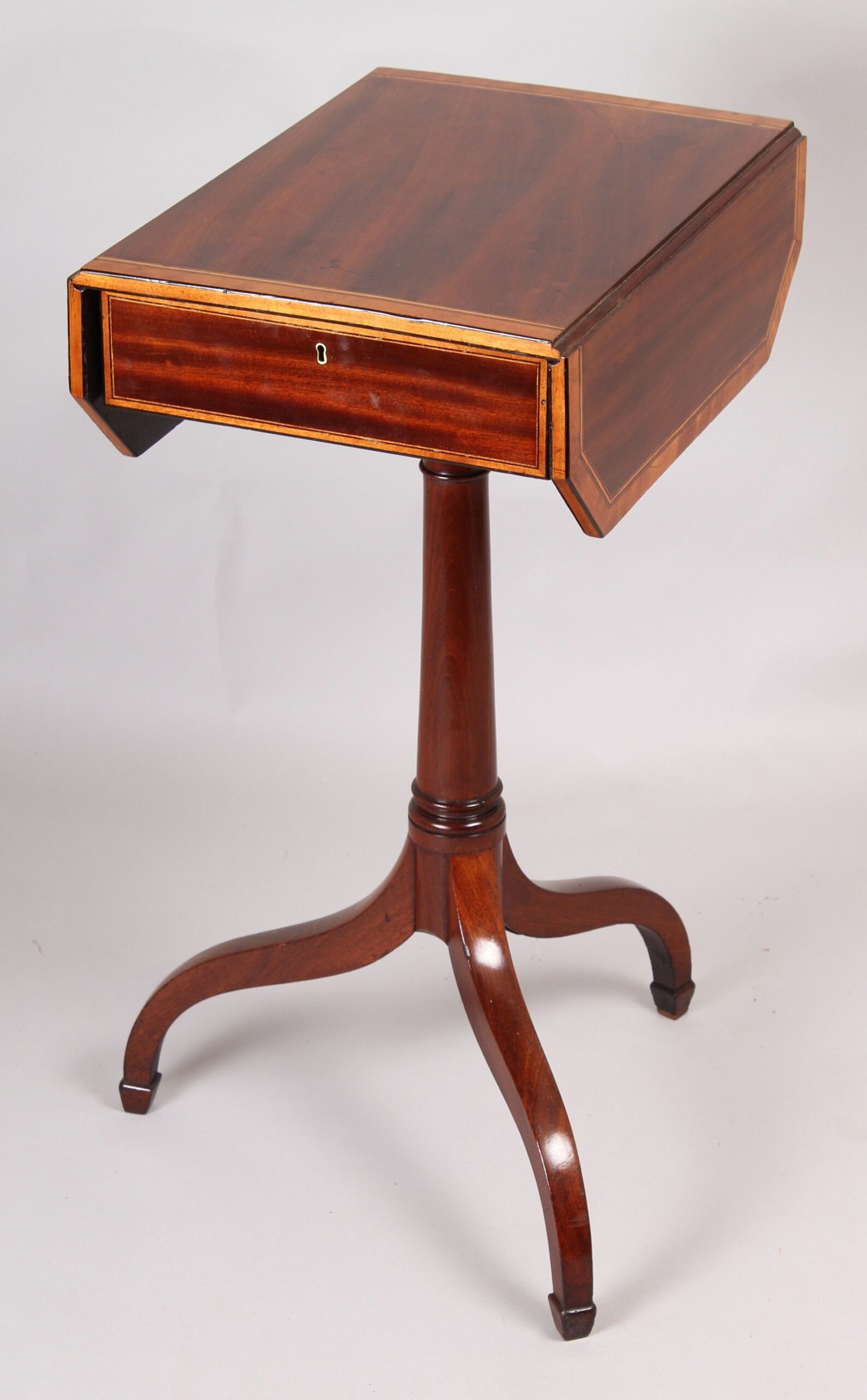 George III period mahogany small Pembroke work-table