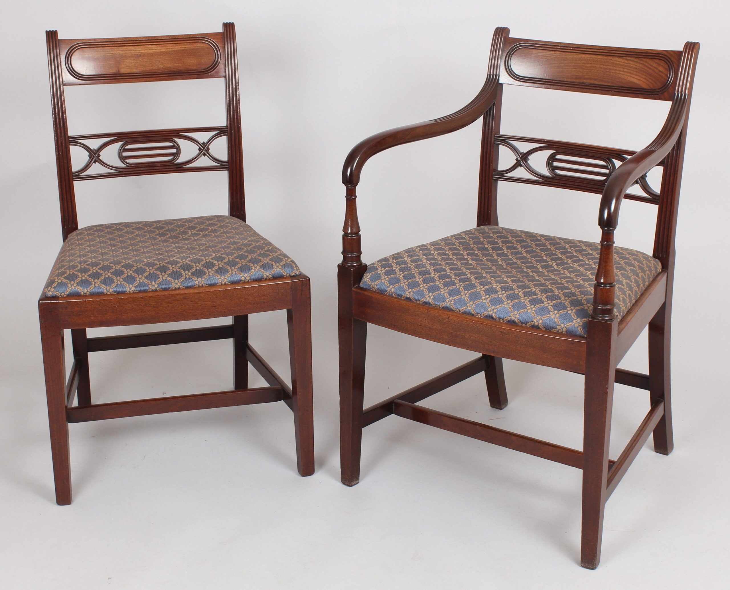 Good set of twelve George III period mahogany ‘Whitehaven’ pattern dining-chairs, possibly by Gillows of Lancaster