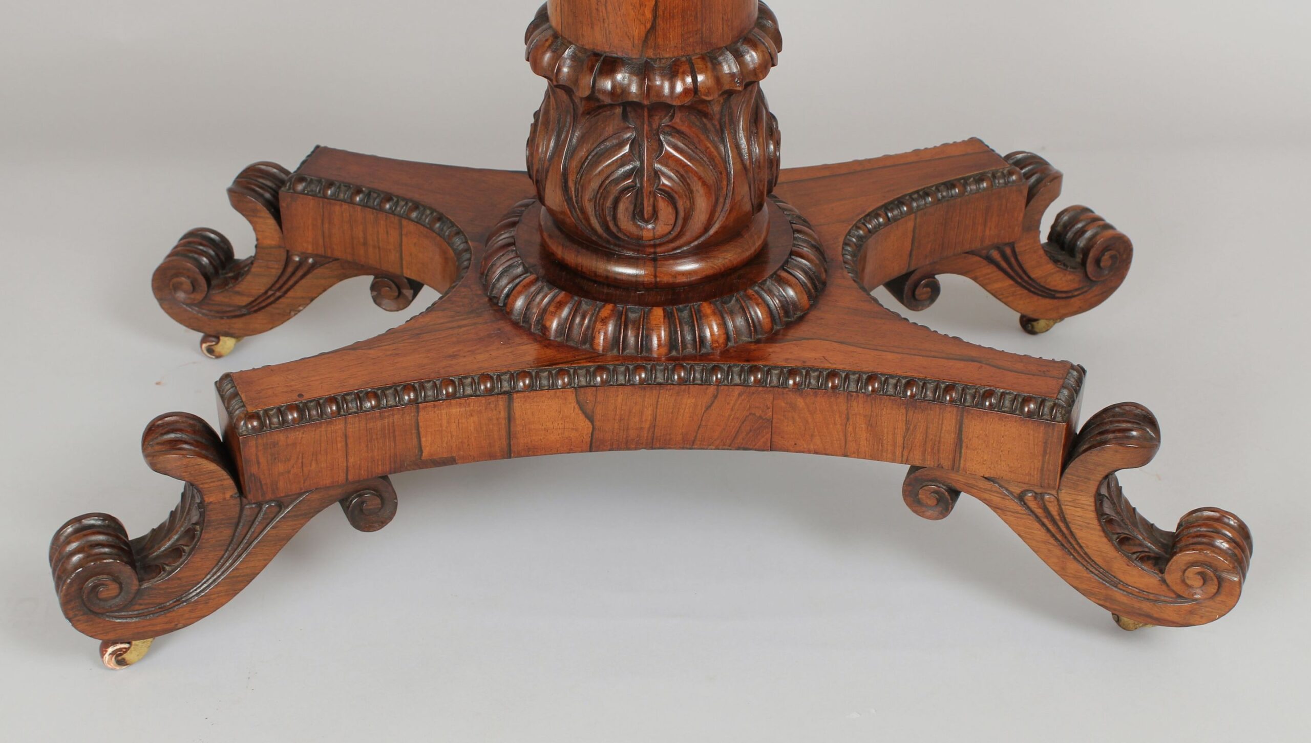 Fine quality William IV period rosewood card-table