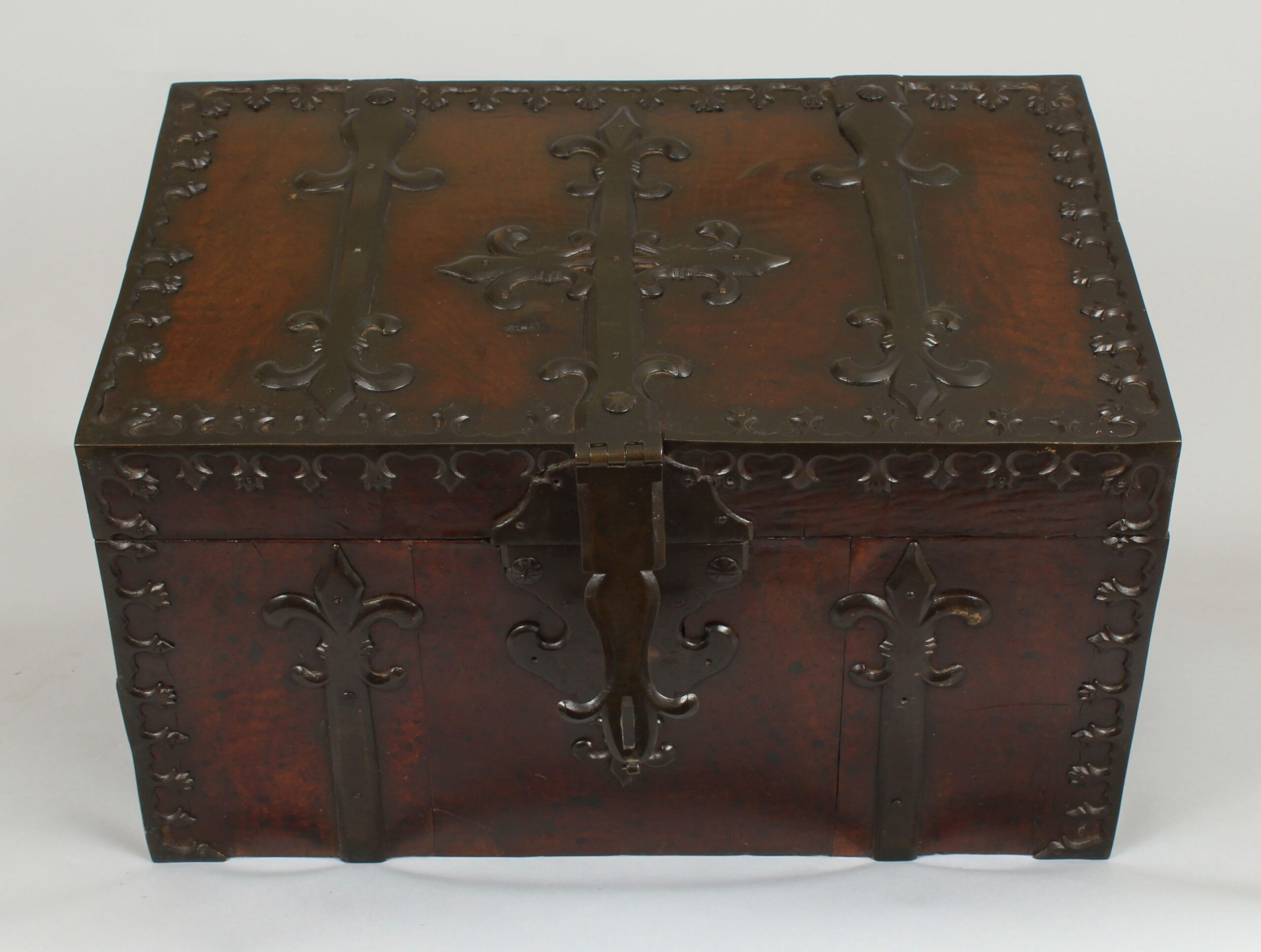 17th century walnut coffre-fort