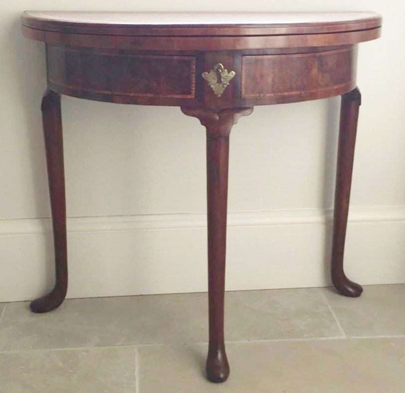 Early 18th century walnut semi-elliptical card-table