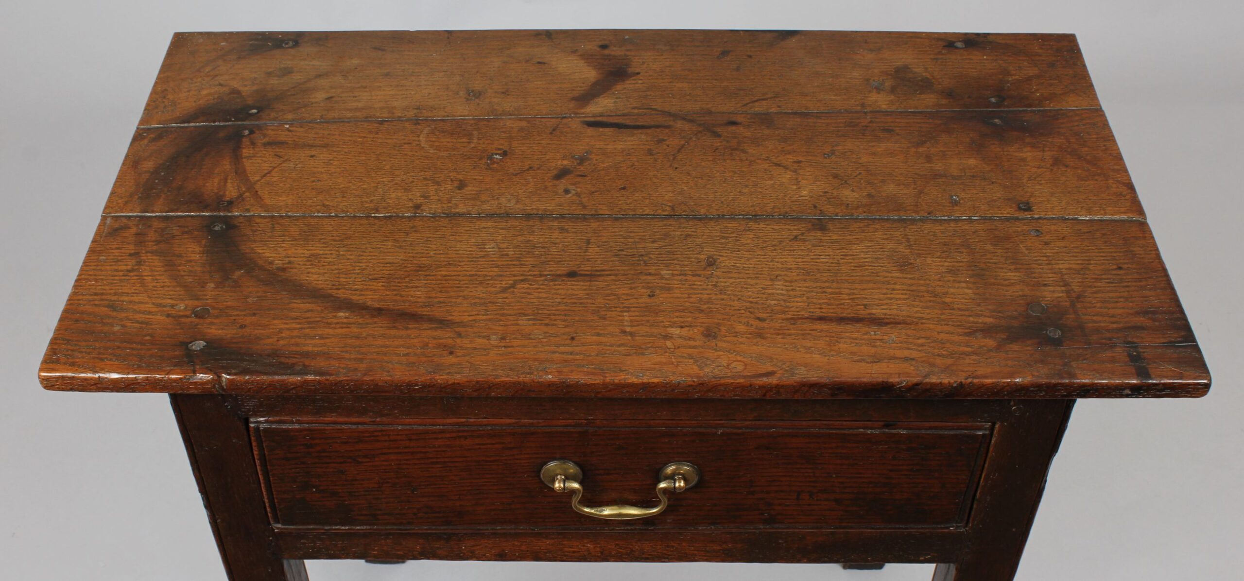 Simple George III period oak side-table