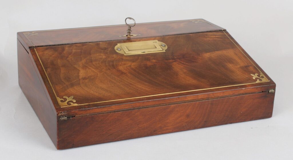 William IV period mahogany lap-desk