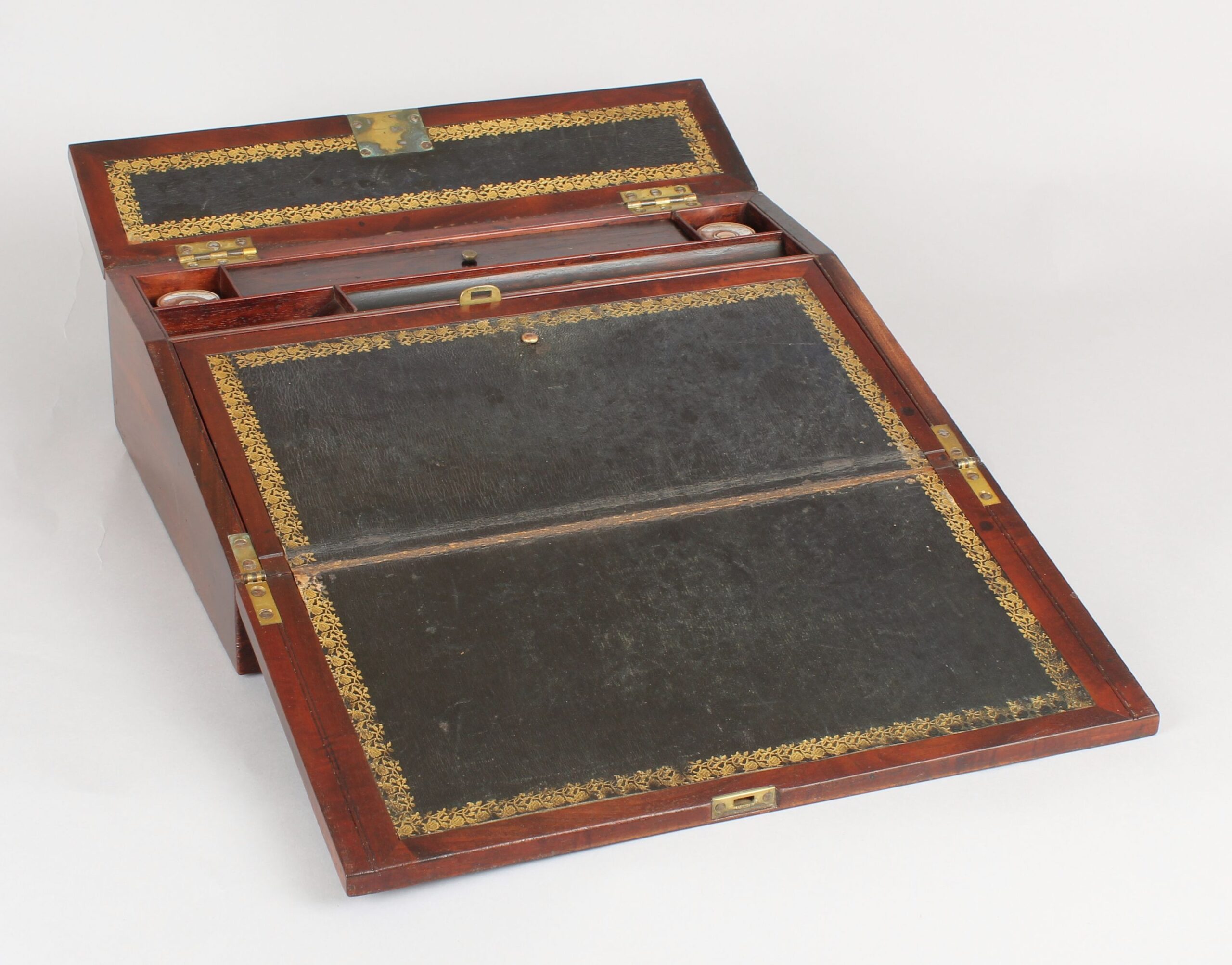 William IV period mahogany lap-desk