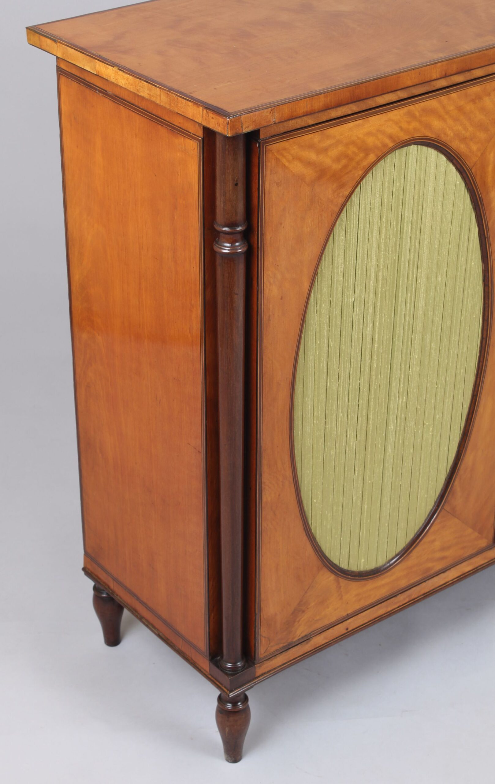 Fine George III period satinwood small cabinet in the Sheraton manner
