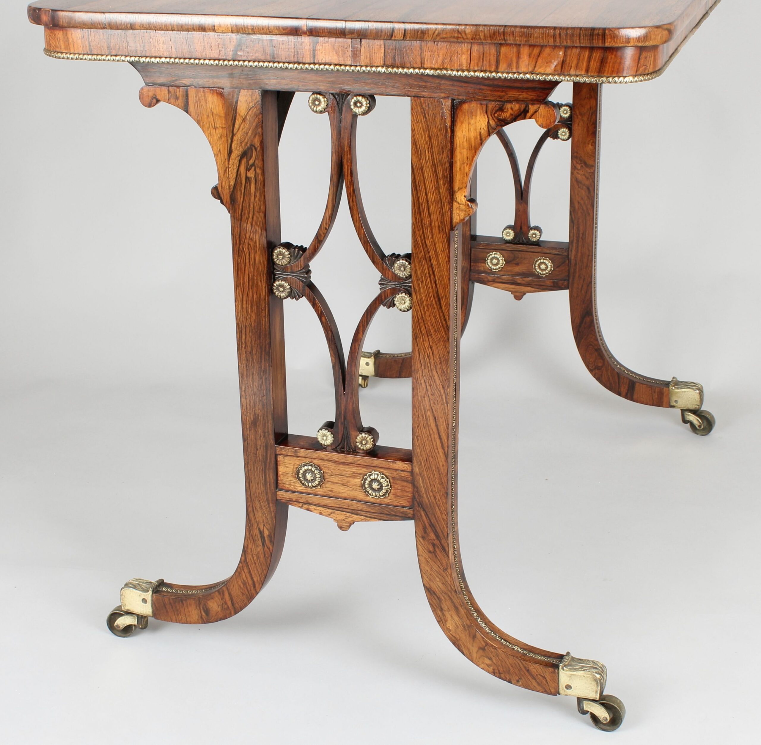 Fine Regency period rosewood end-standard centre-table