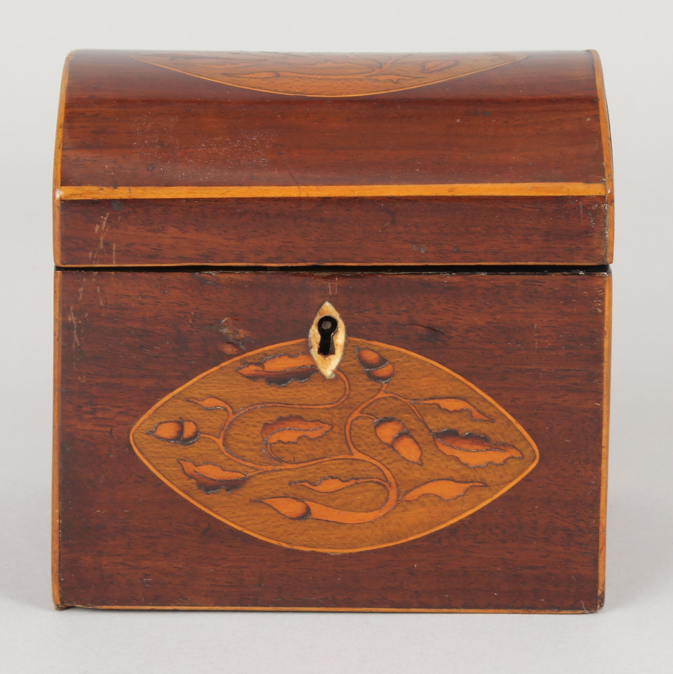 George III mahogany domed-top tea caddy