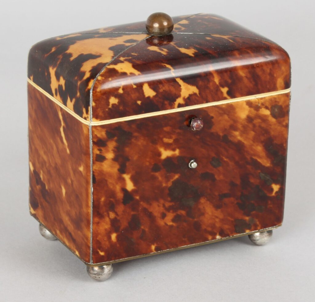 George III mahogany tea caddy