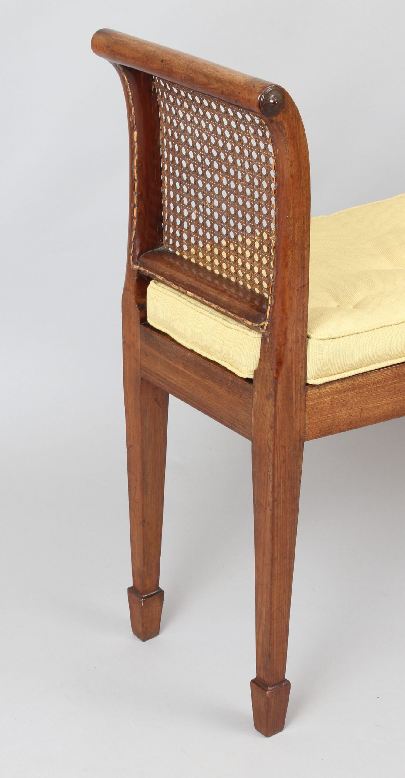 George III period mahogany window-seat