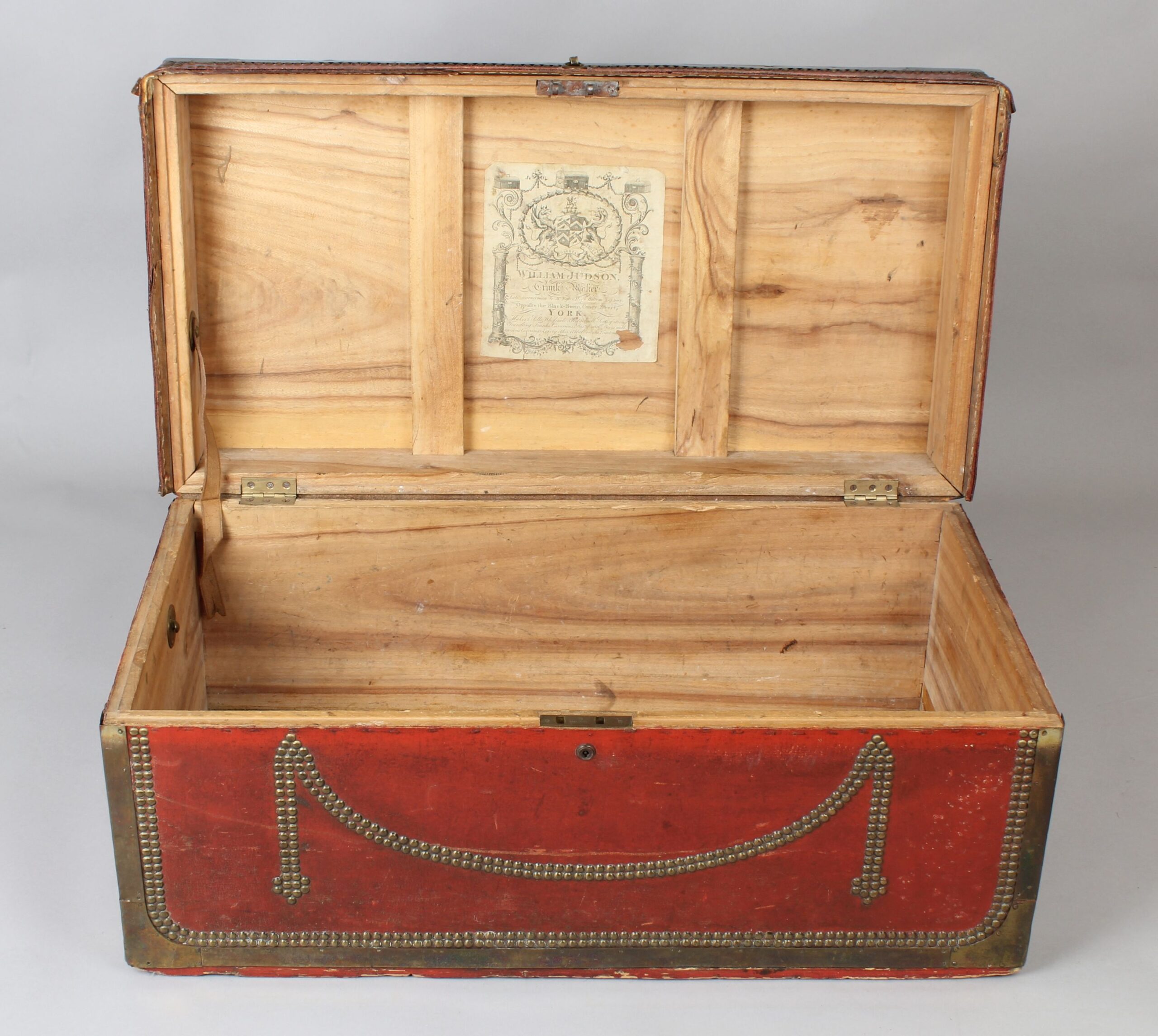 Rare George III period travelling trunk