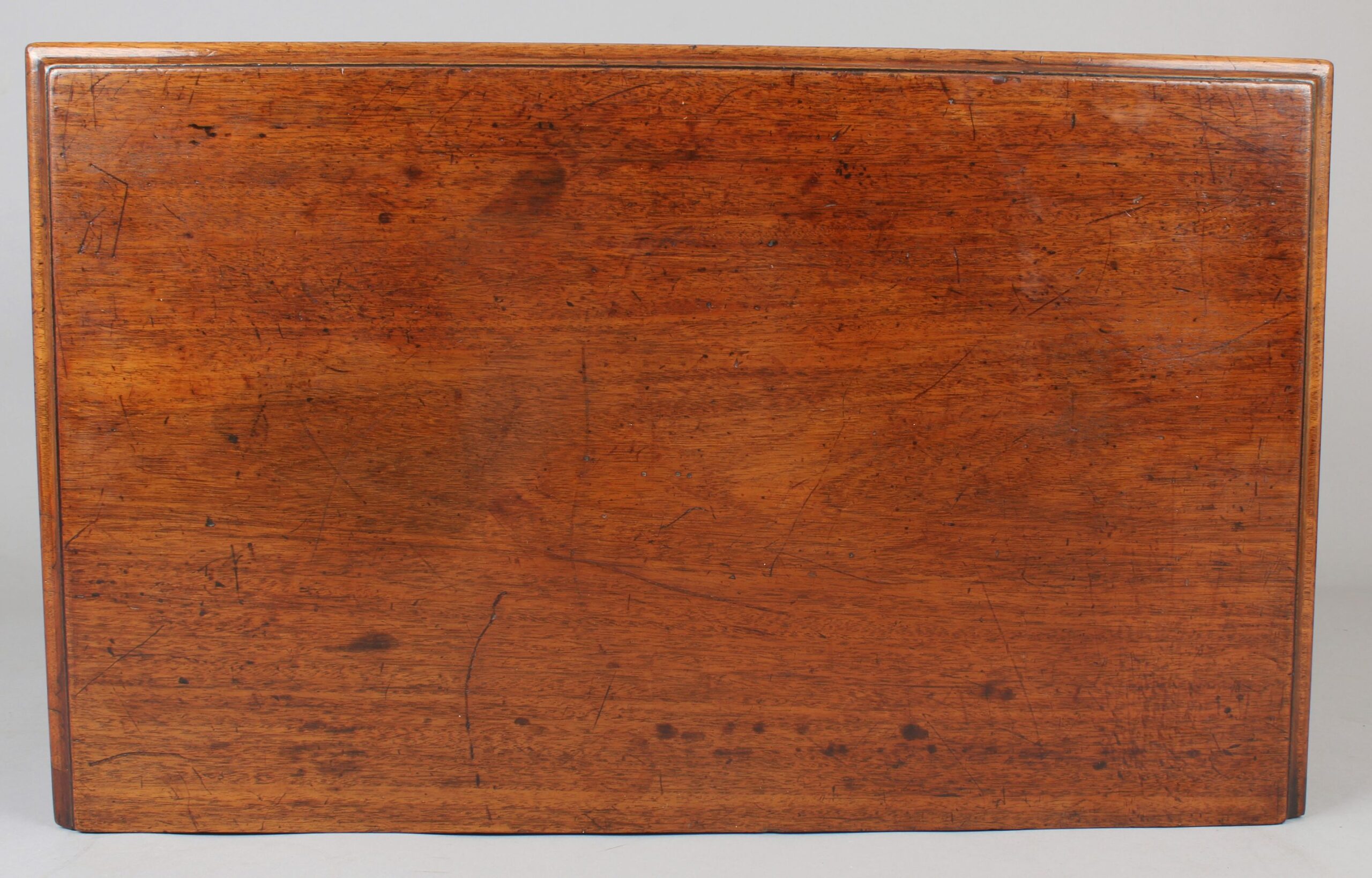 George III period small mahogany chest-of-drawers