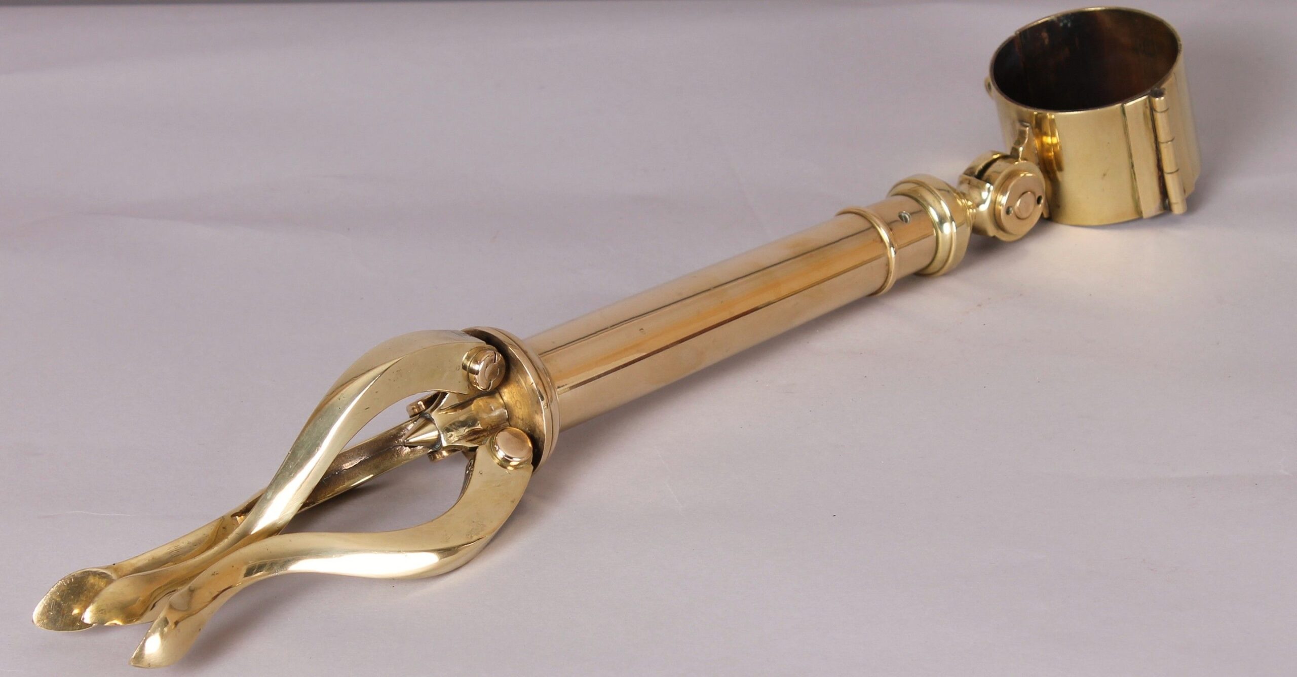 Early 19th century brass three-draw ‘Day & Night’ refracting telescope by Dollond of London