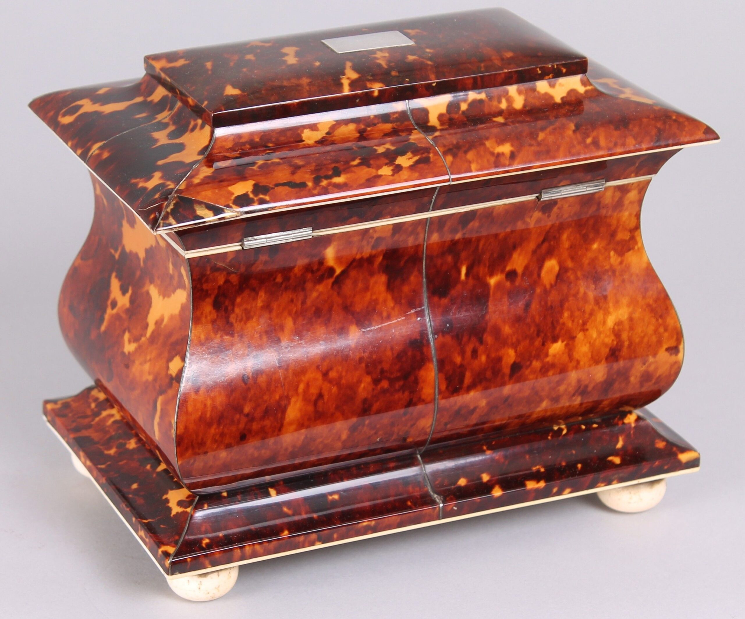 Fine William IV period tortoise-shell double tea caddy