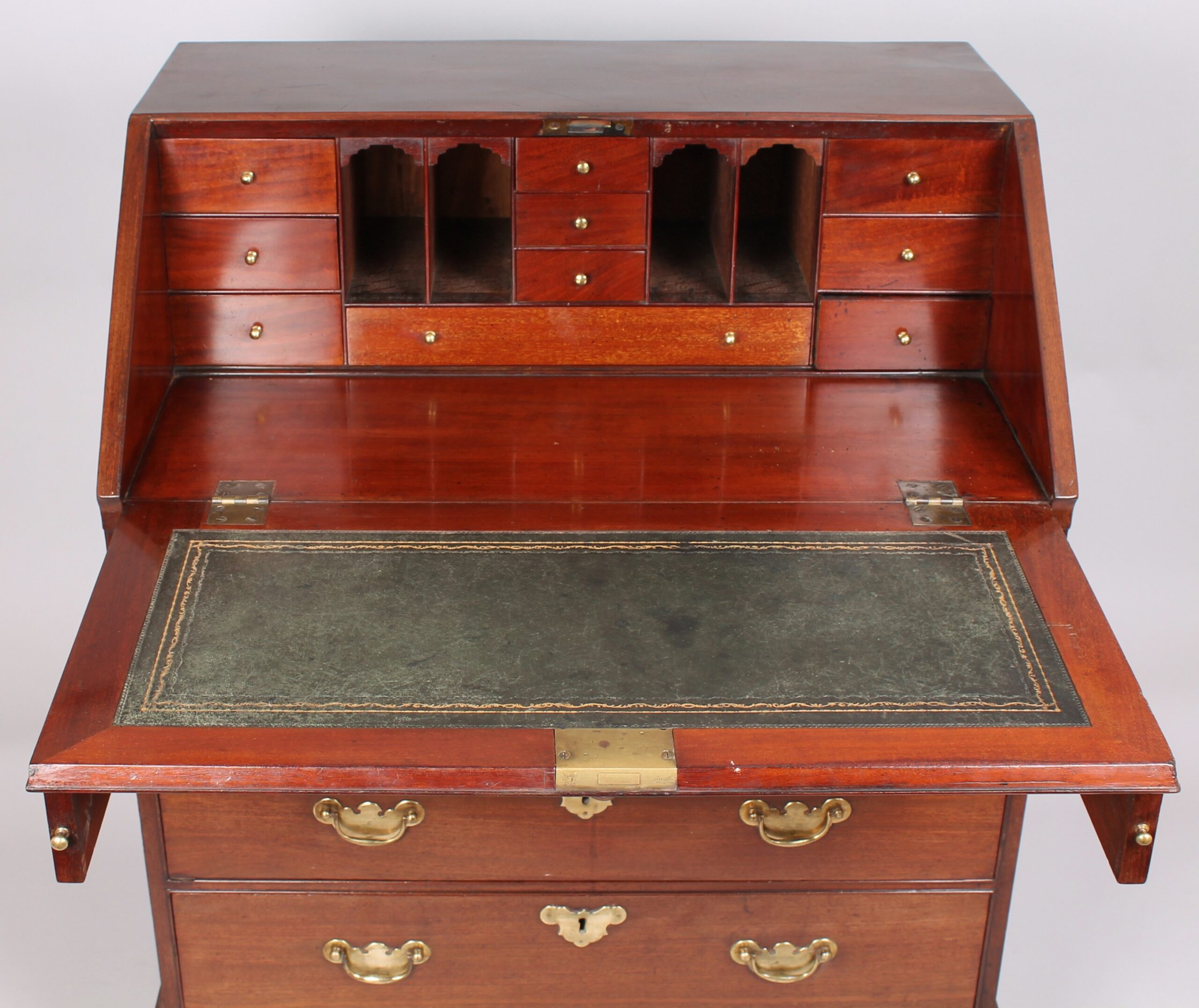 George II period mahogany bureau of small proportions