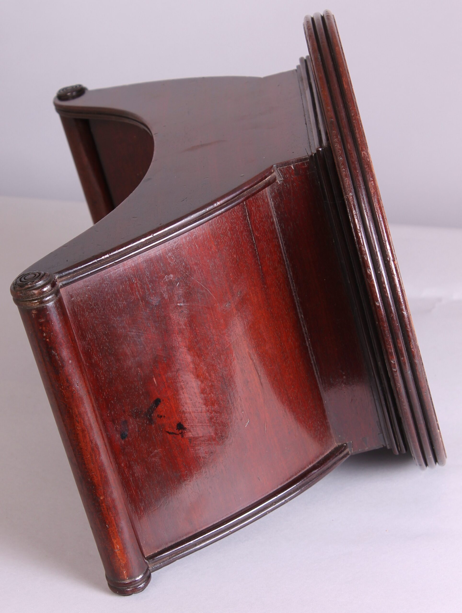 Rare George III period mahogany ‘Lazy-Susan’ Cheese-Coaster