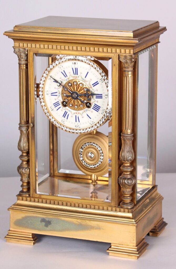 Late 19th century French gilt-brass mantel clock