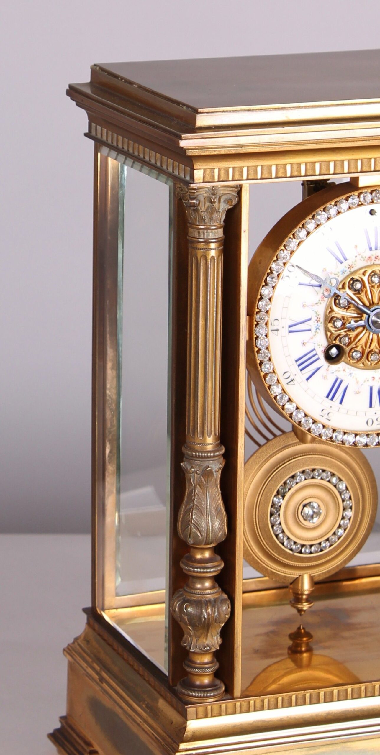 Late 19th century French gilt-brass mantel clock
