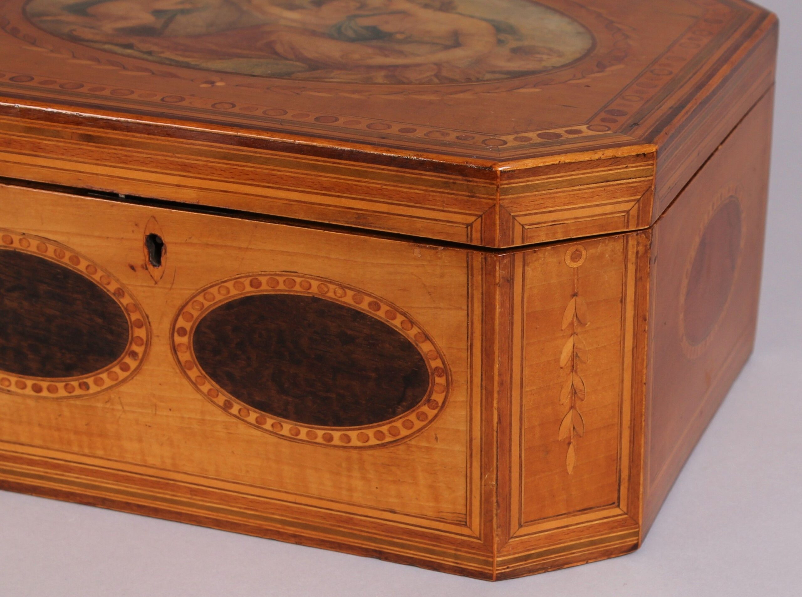 Fine George III period and satinwood and marquetry jewellery box in the manner of Thomas Sheraton