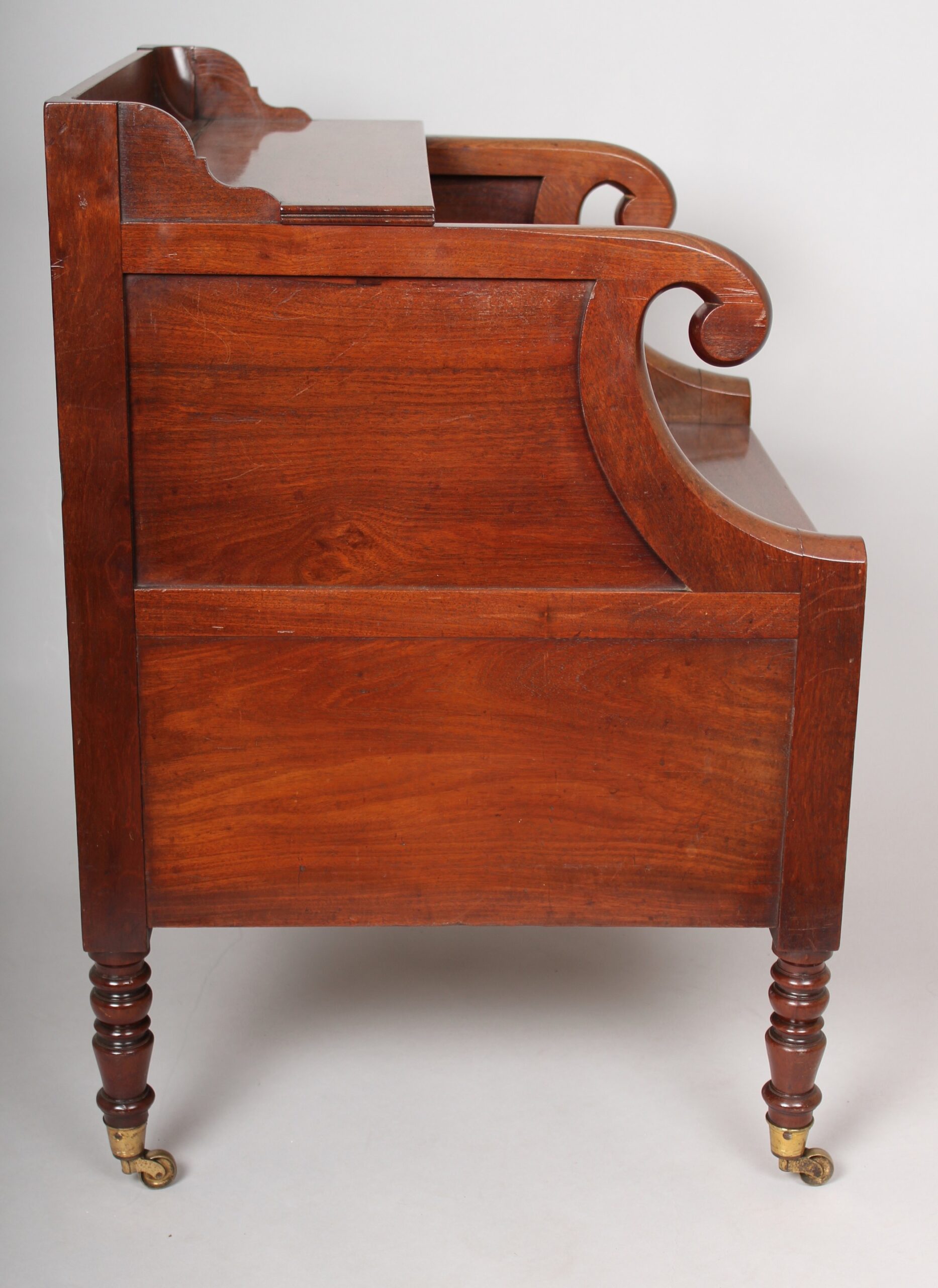 George IV period mahogany Elbow & Flap night-table