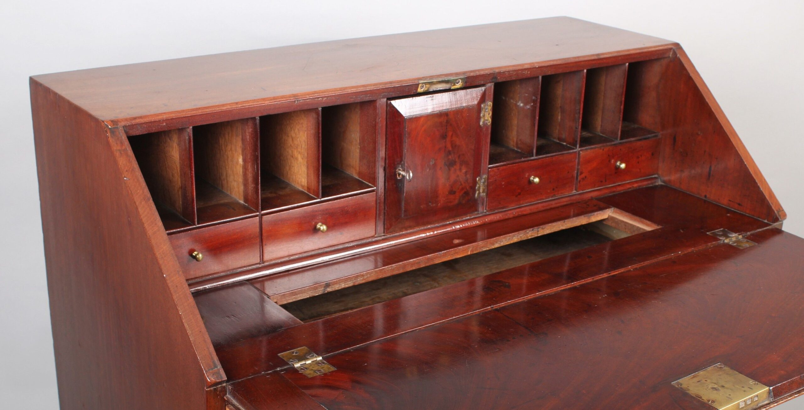 George II period ‘red walnut’ bureau of good quality