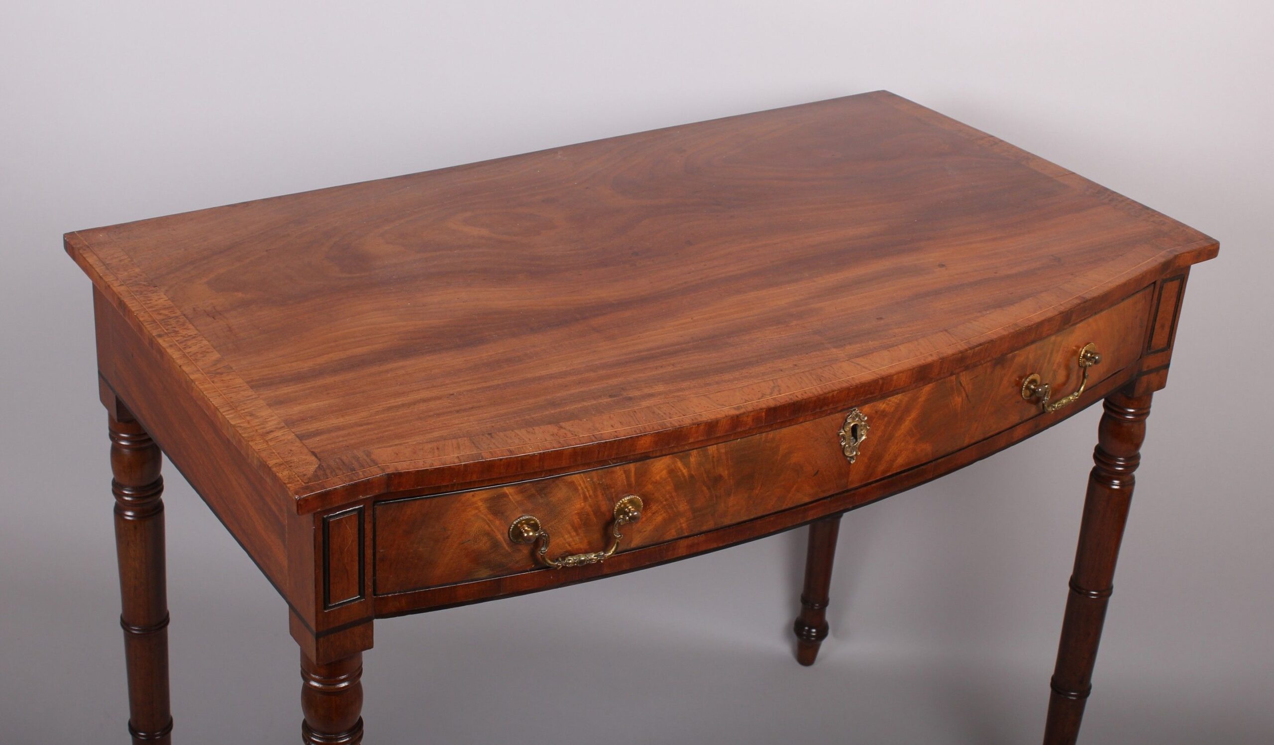 Early 19th century mahogany bow-fronted side-table