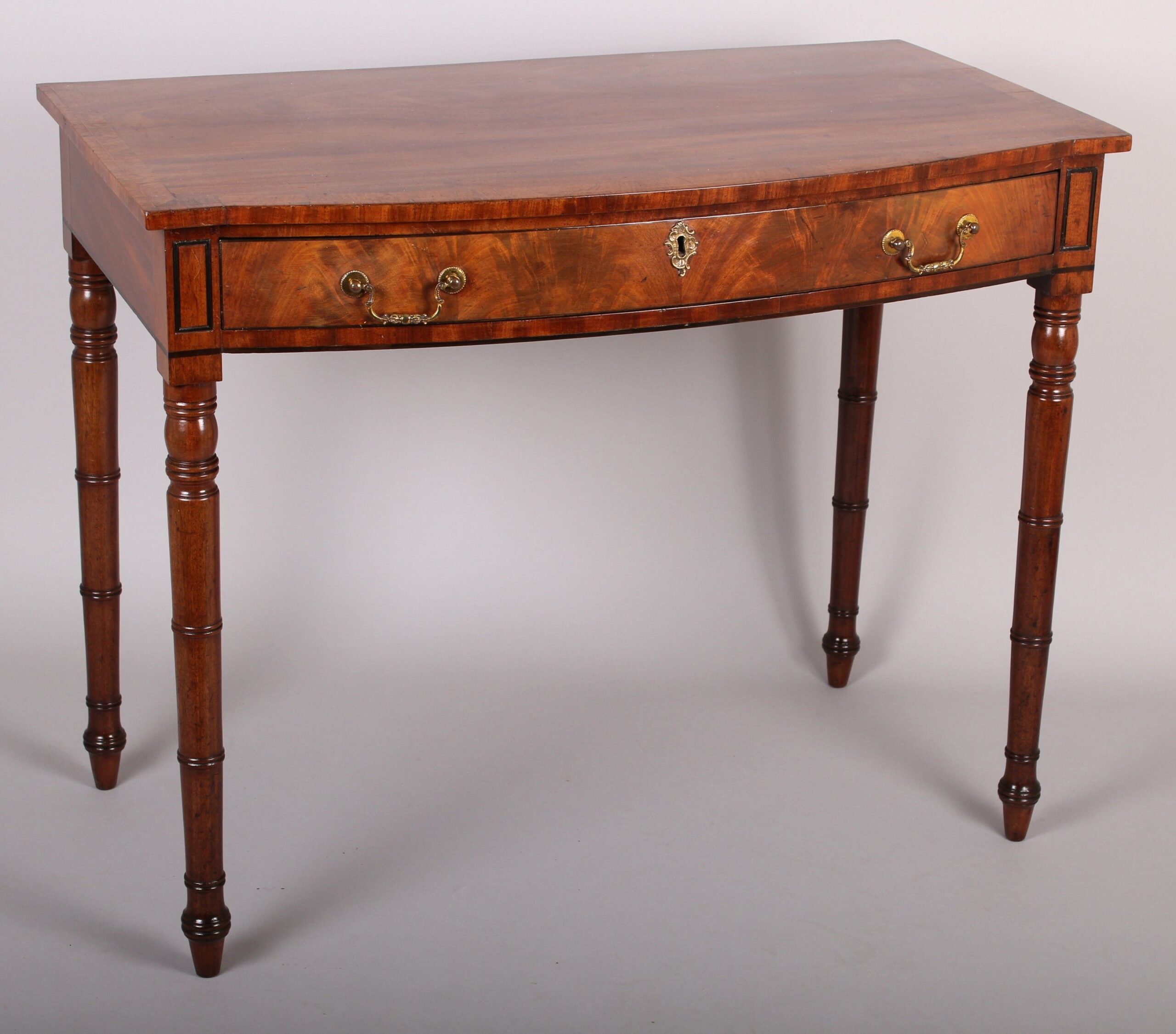 Early 19th century mahogany bow-fronted side-table