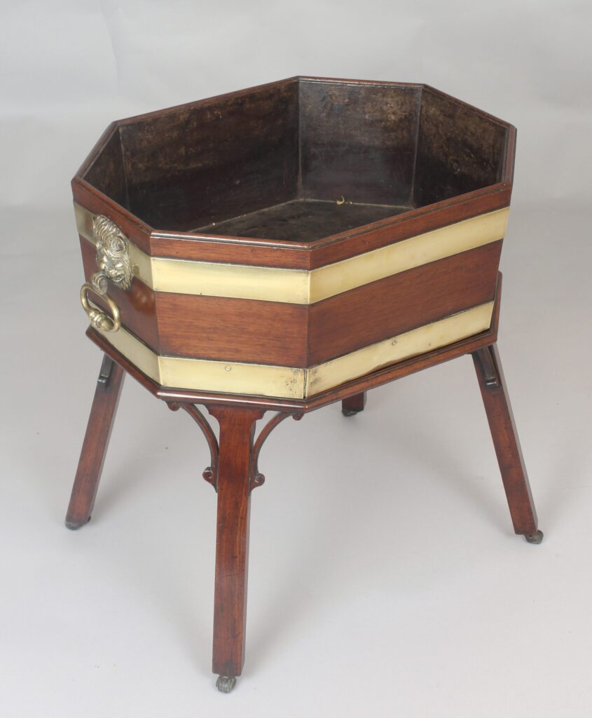 Fine George III period mahogany wine-cooler