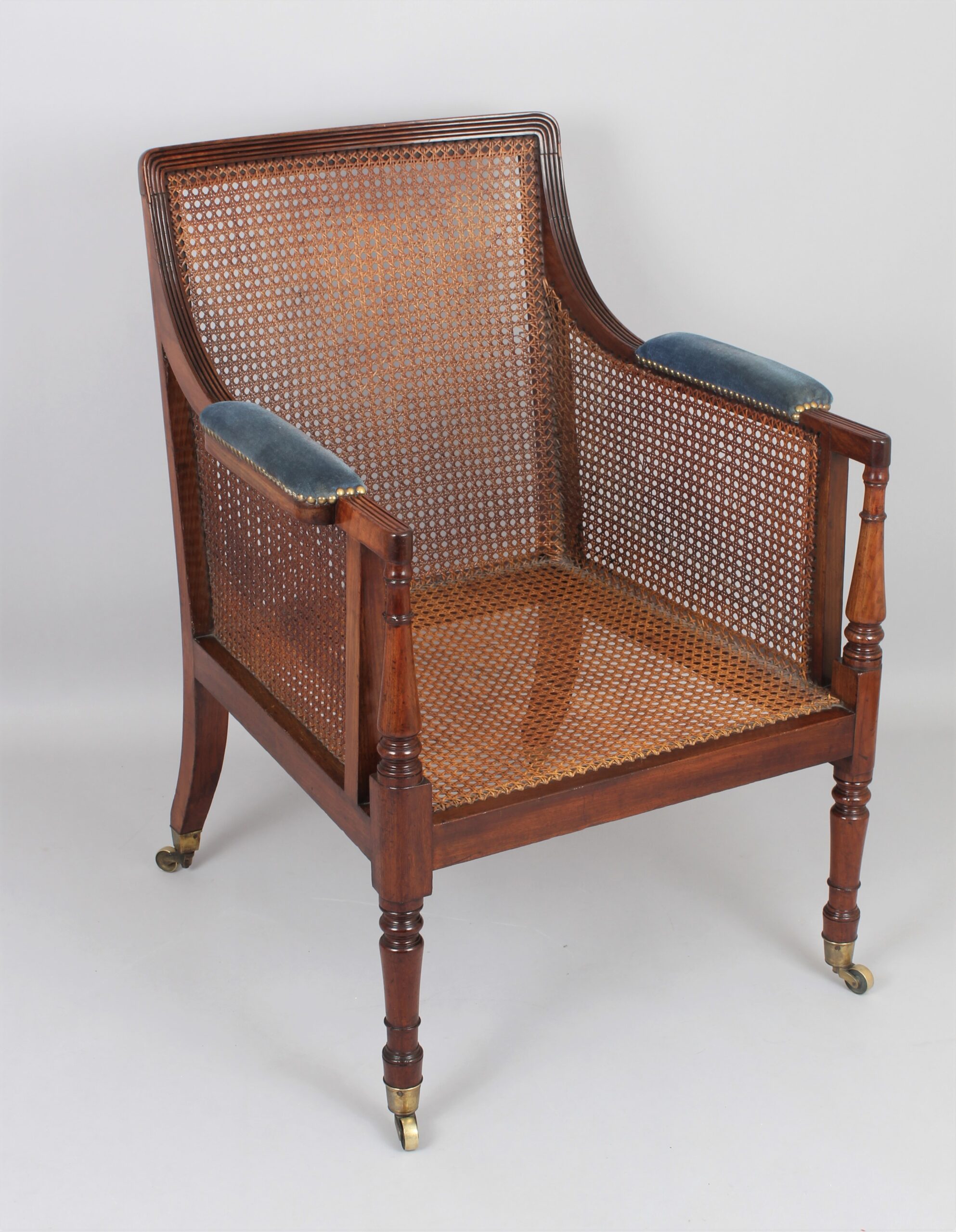 Good quality Regency mahogany library bergere