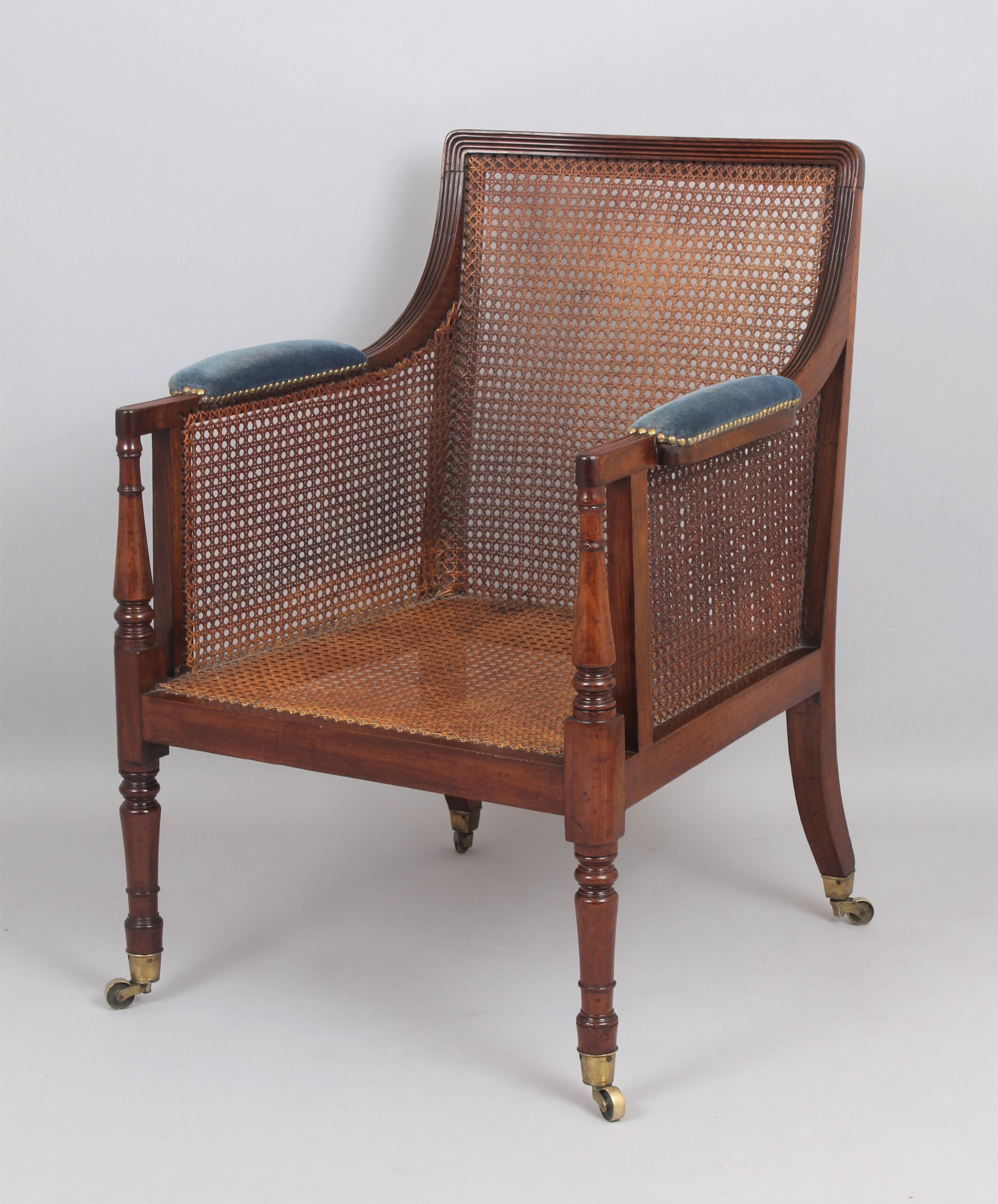 Good quality Regency mahogany library bergere