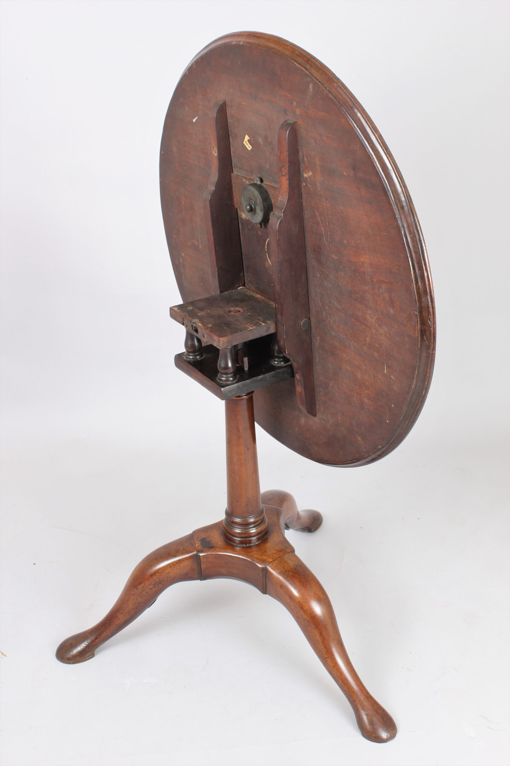 George II period mahogany tripod table