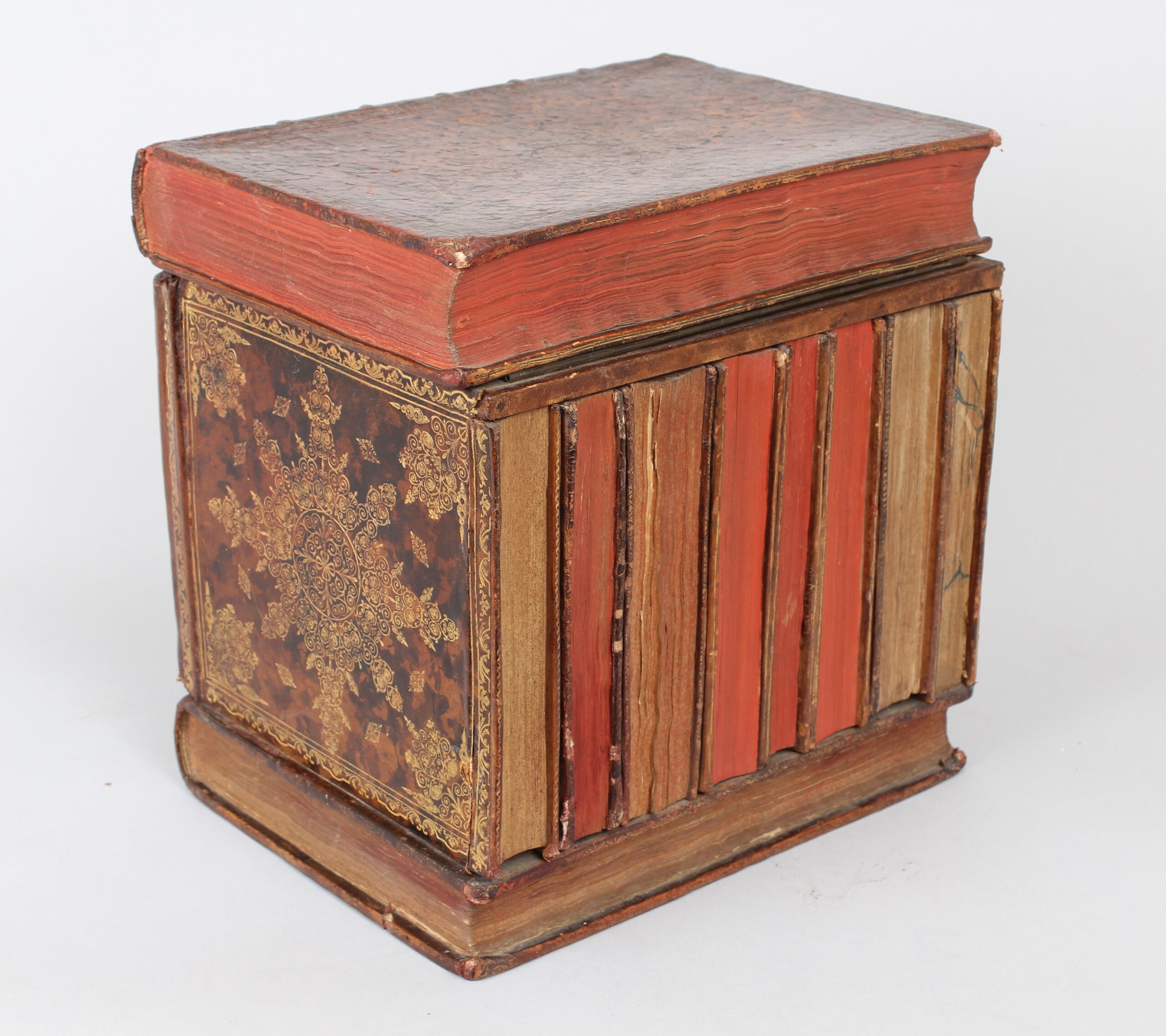 A French locking box