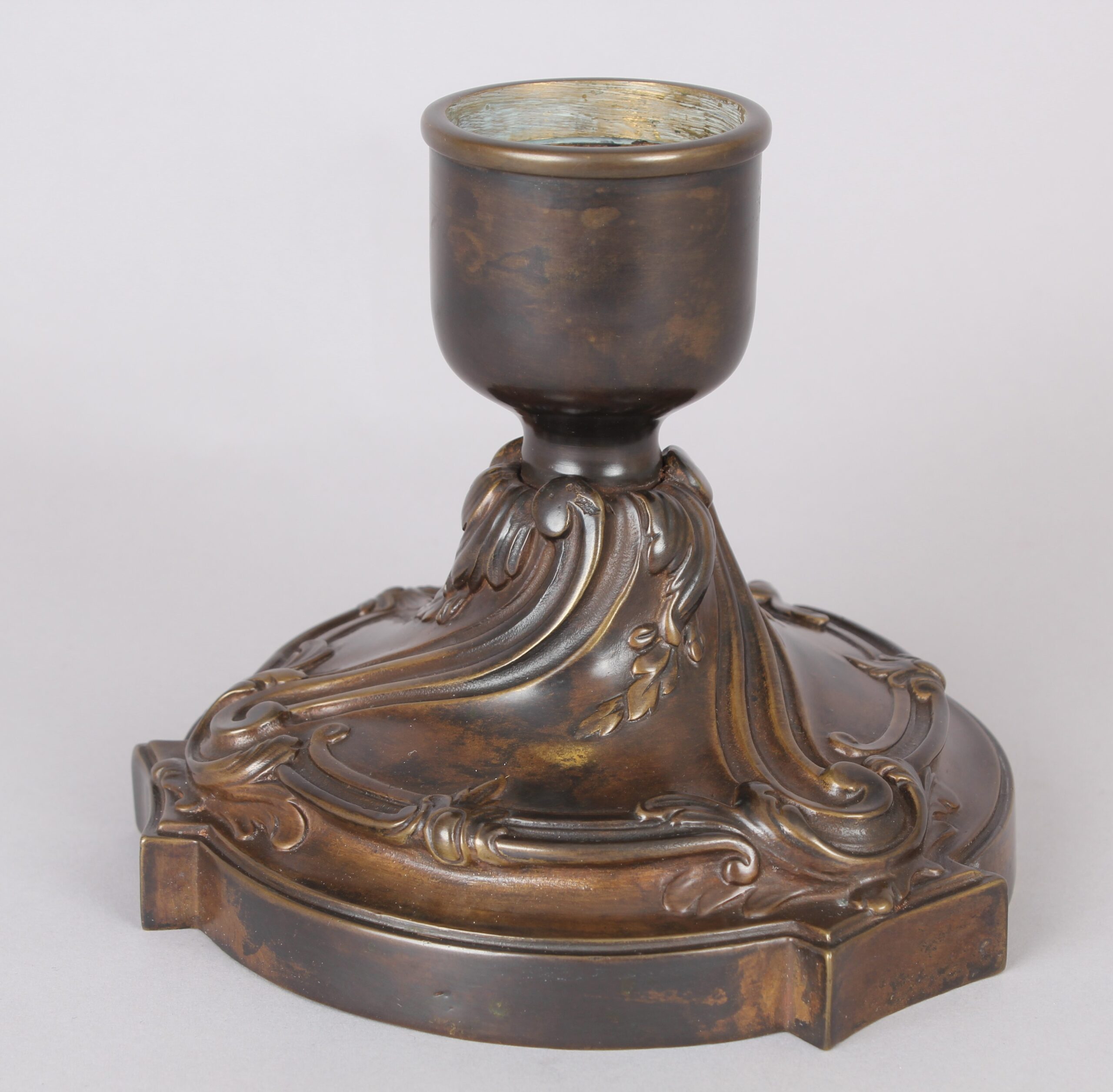 Bronze French storm light
