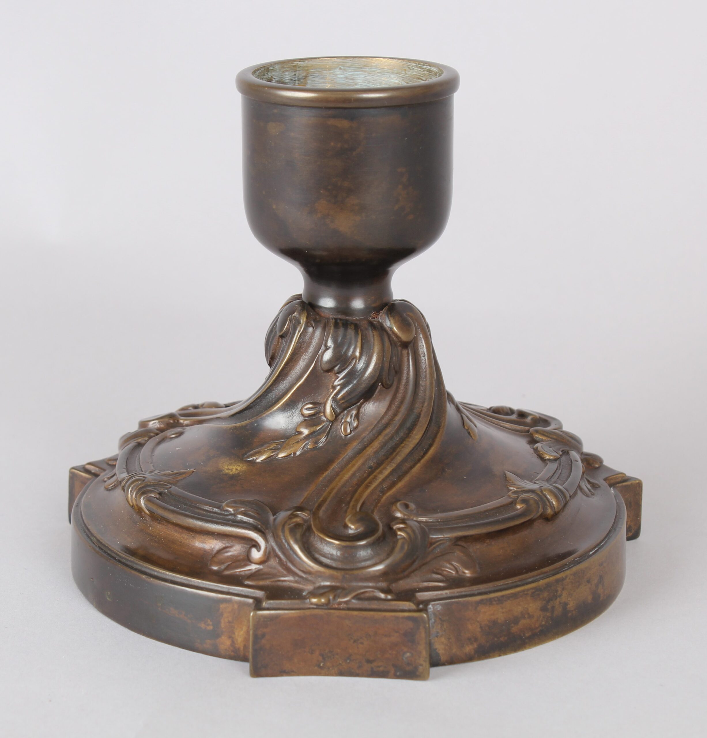 Bronze French storm light