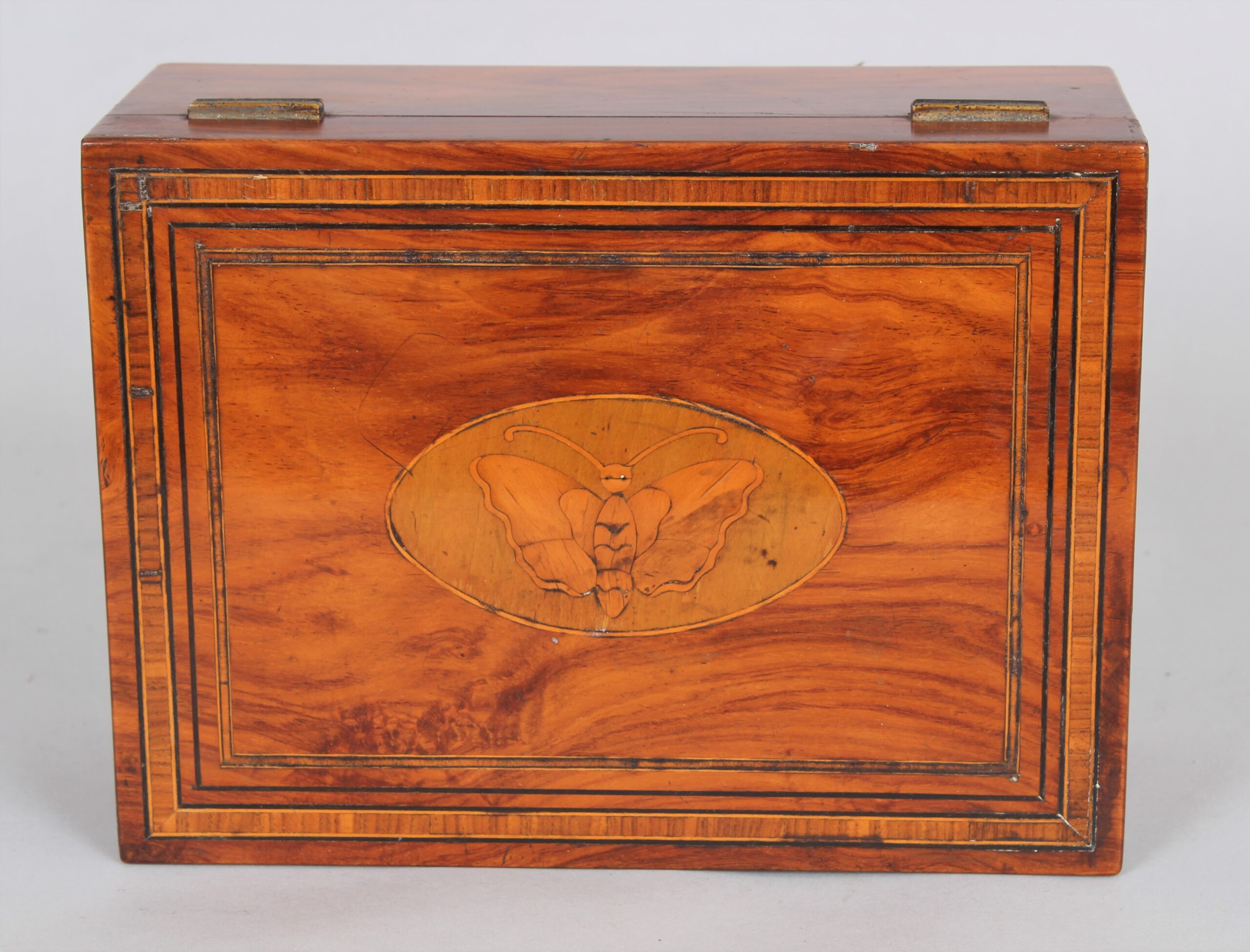A satinwood jewellery box R