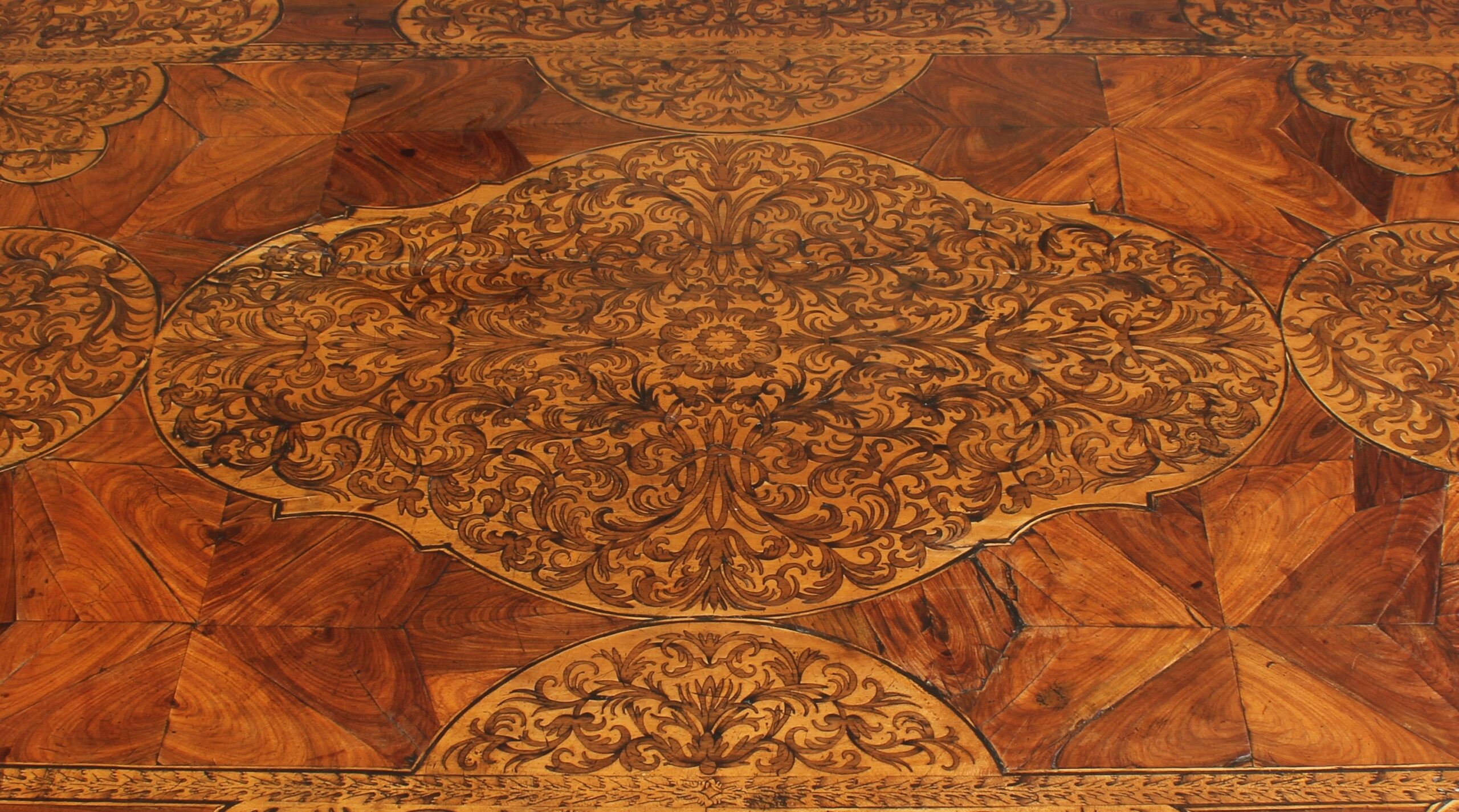 An exceptionally fine William & Mary period Chest-on-Stand