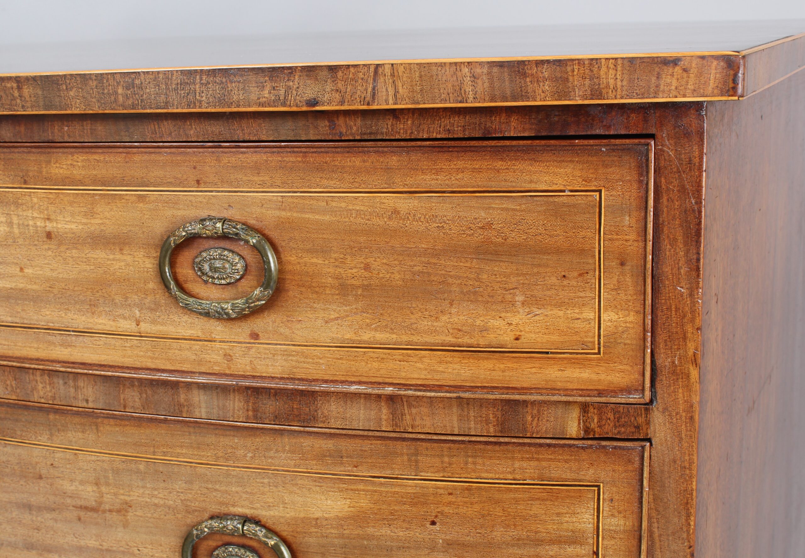 George III period mahogany bow fronted chest of drawers in the manner of Gillows of Lancaster
