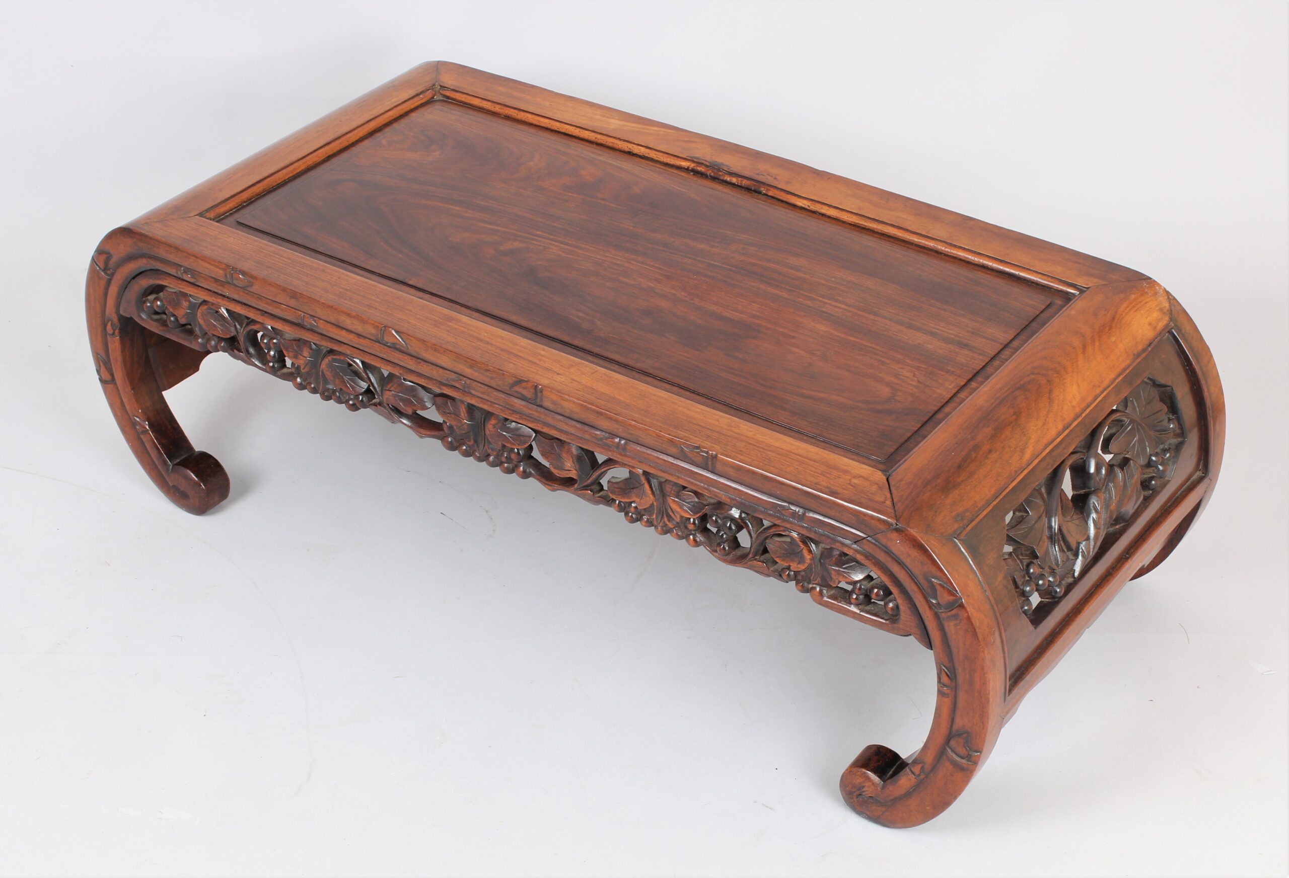 Nineteenth century Chinese hardwood, probably huanghuali, low tea/opium-table