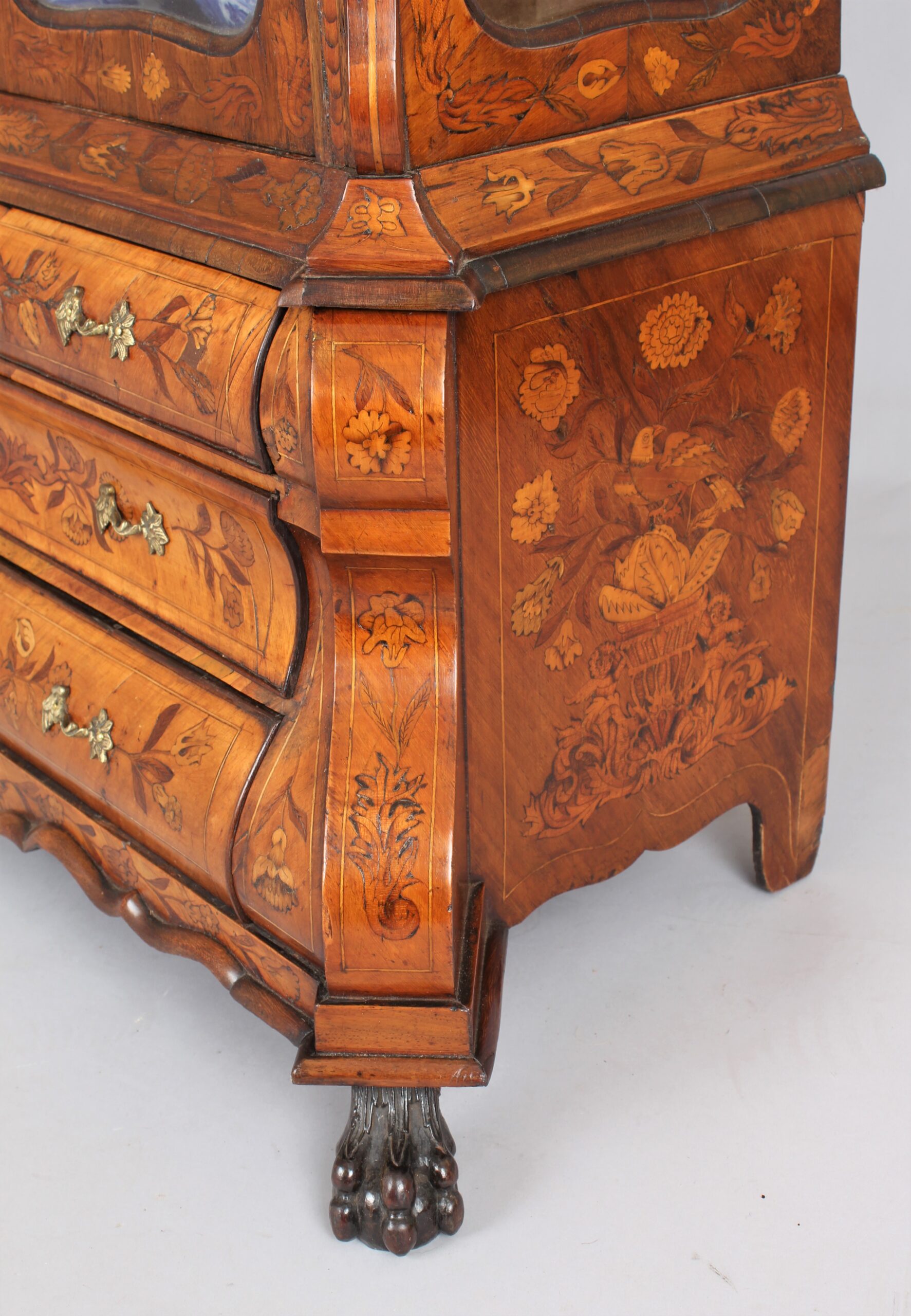 A fine late 18th/19th century Dutch marquetry display cabinet