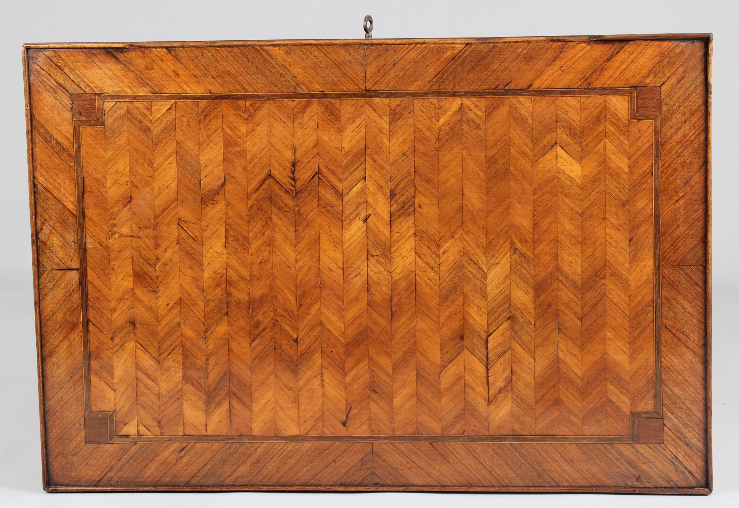An elegant 18th century French kingwood writing table