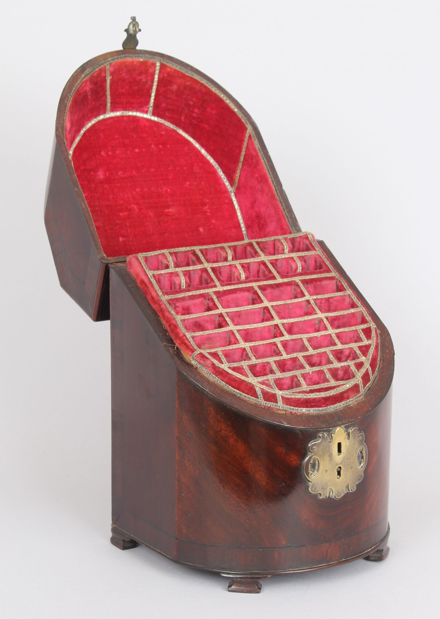 Bow-fronted knife box