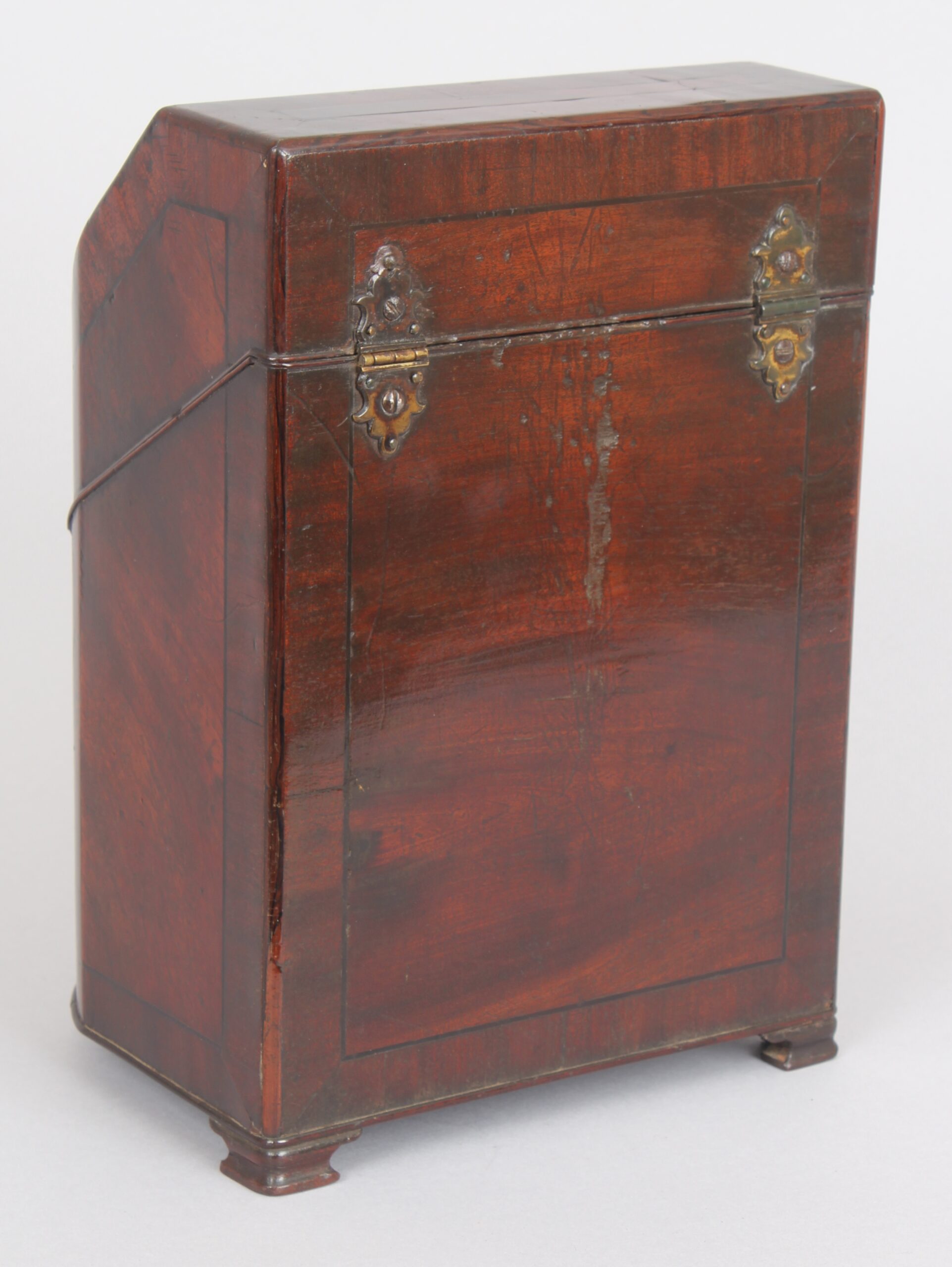 Bow-fronted knife box