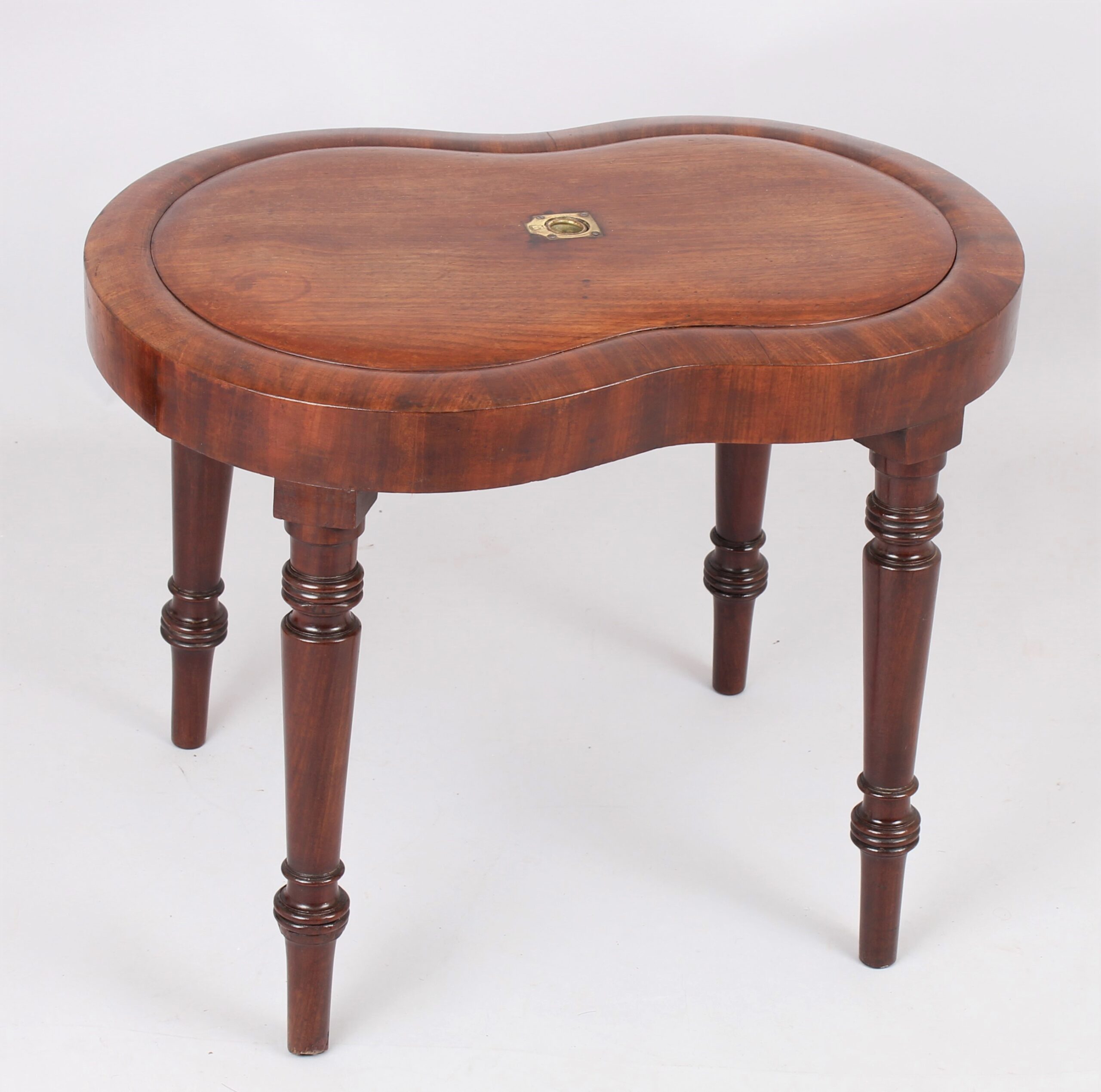 Early 19th century mahogany bidet