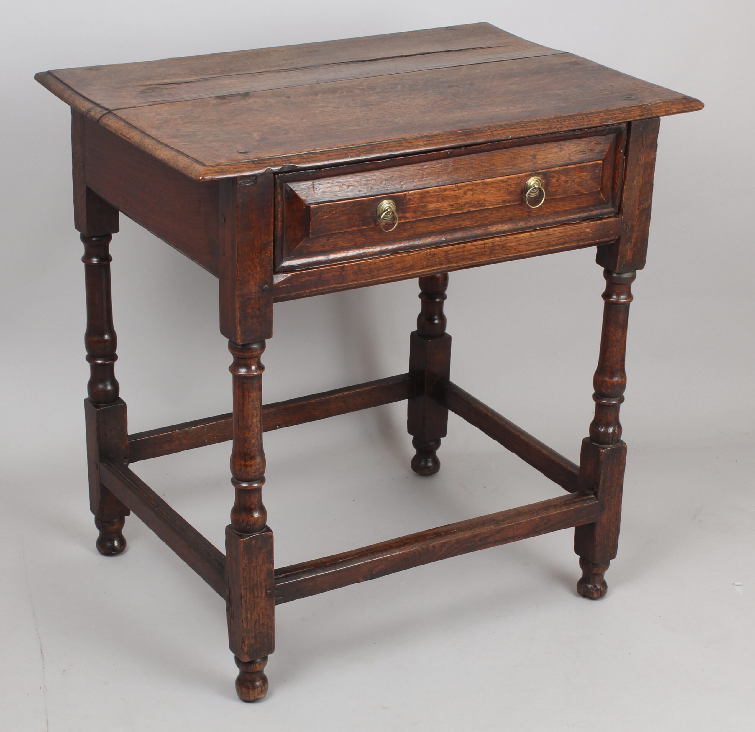 Early 18th century oak side-table