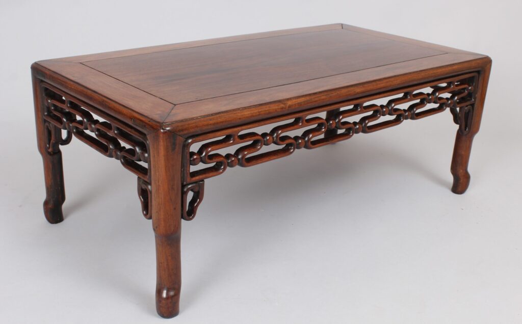 Late 19th century Chinese hardwood tea/opium table