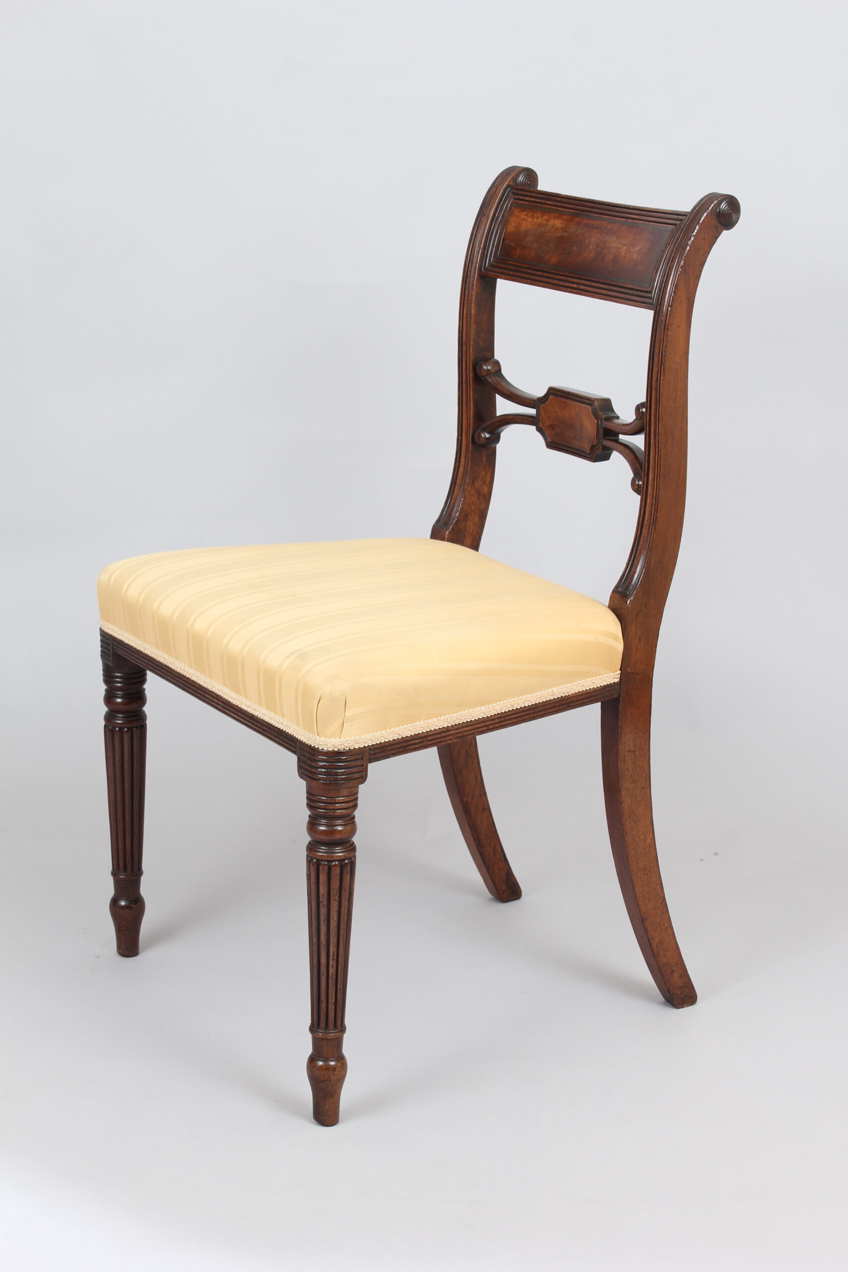 Fine set of eight early 19th century mahogany chairs
