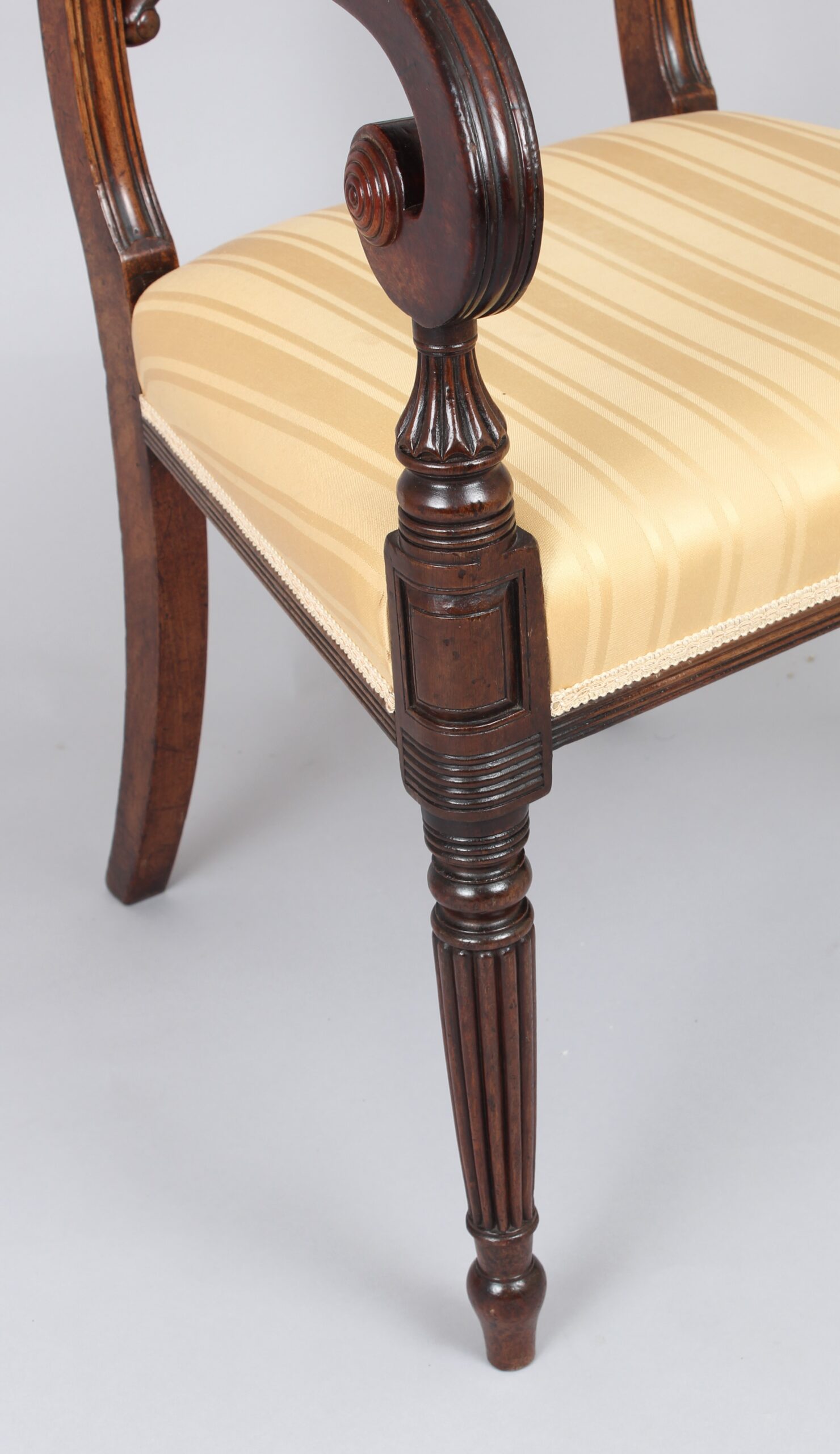 Fine set of eight early 19th century mahogany chairs