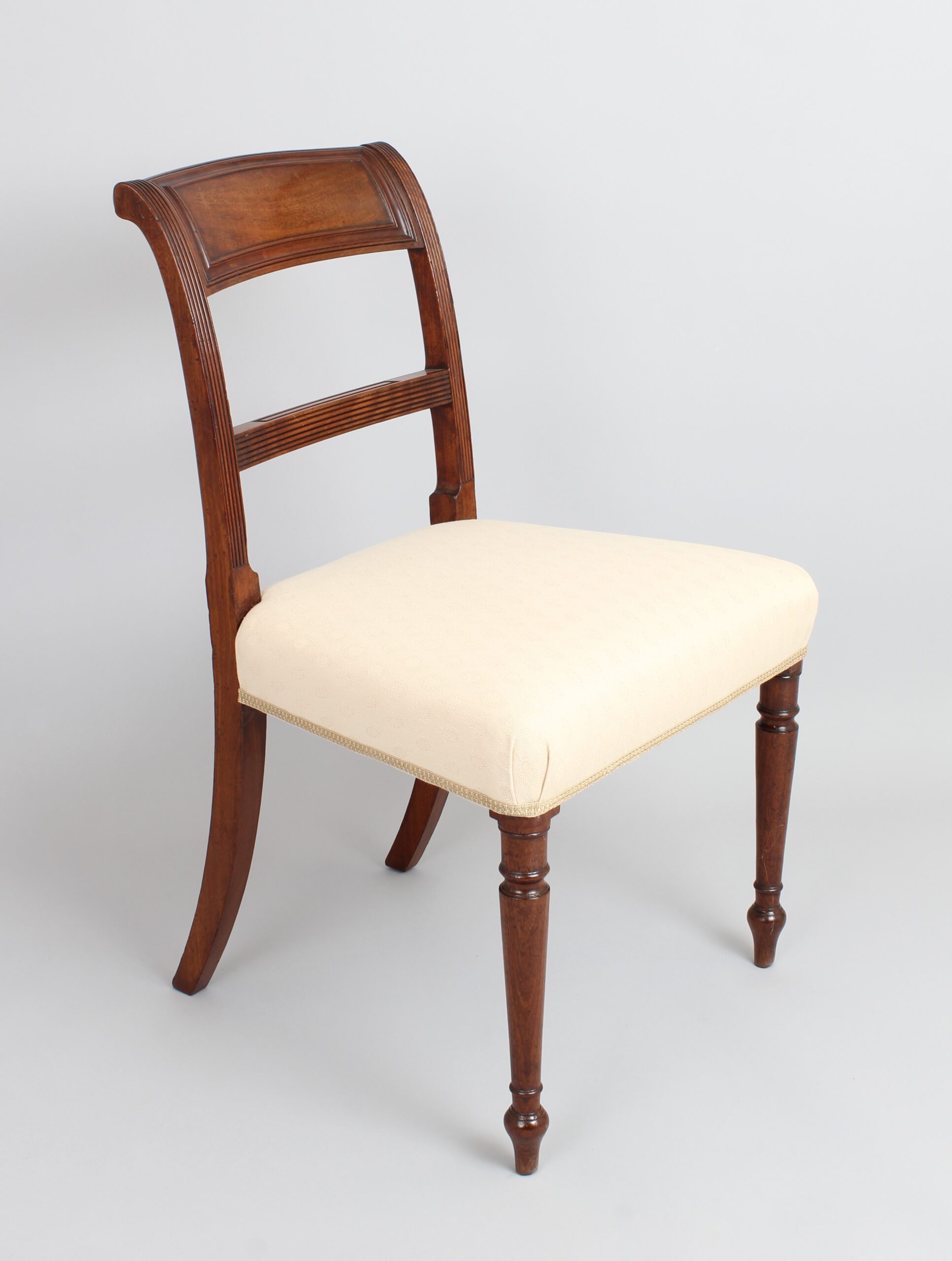 Set George III period mahogany dining chairs