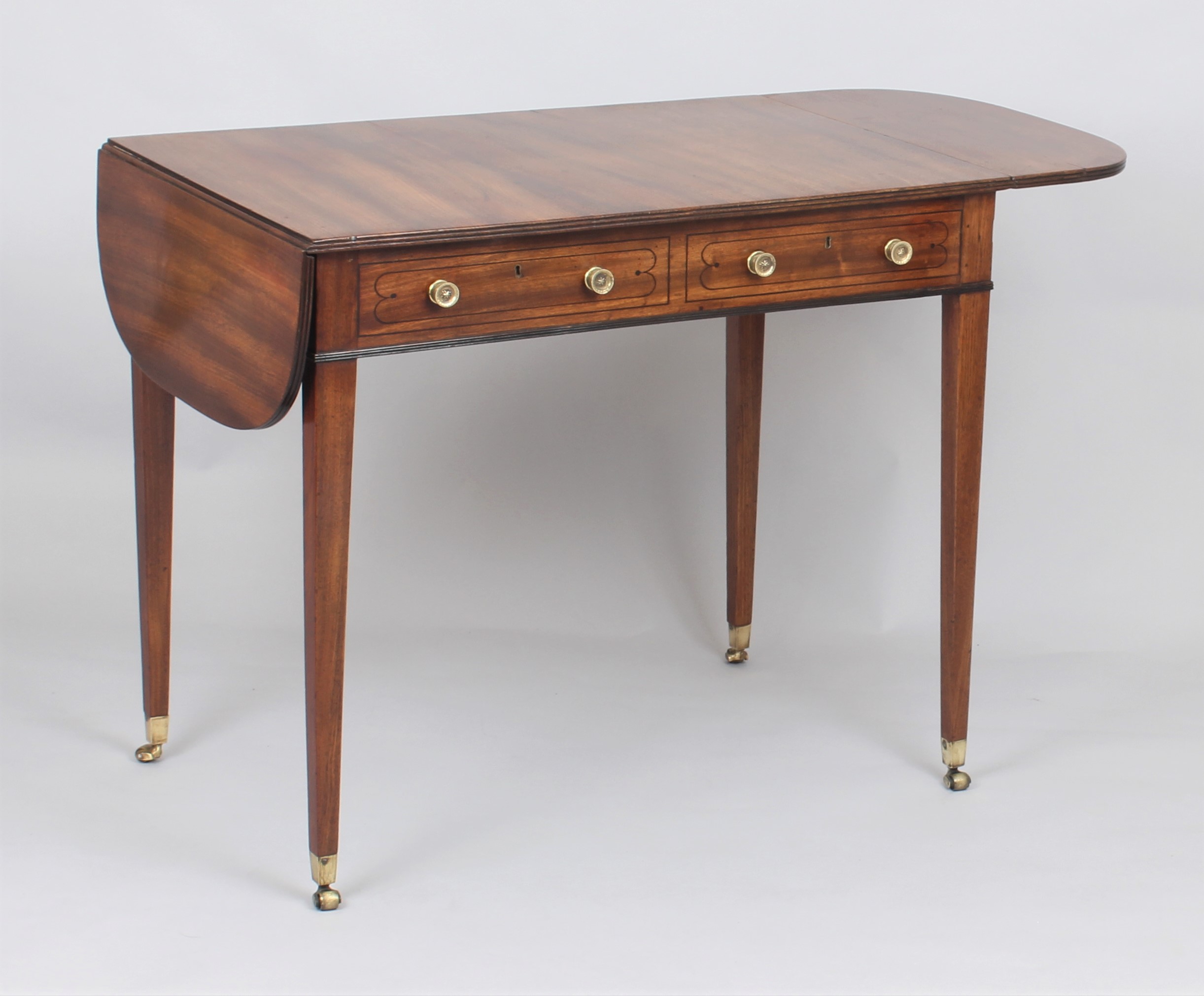 Particularly fine George III period mahogany sofa table