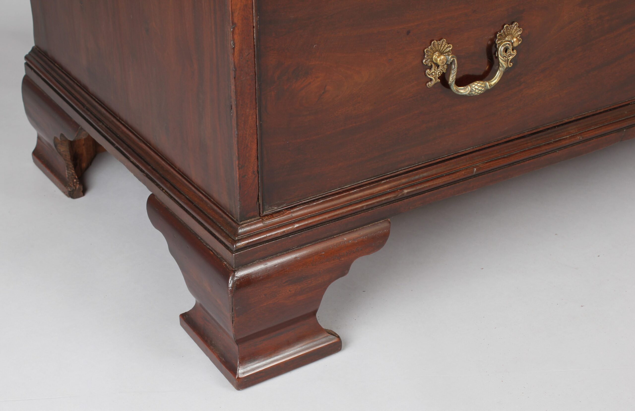George III period mahogany tallboy / chest on chest